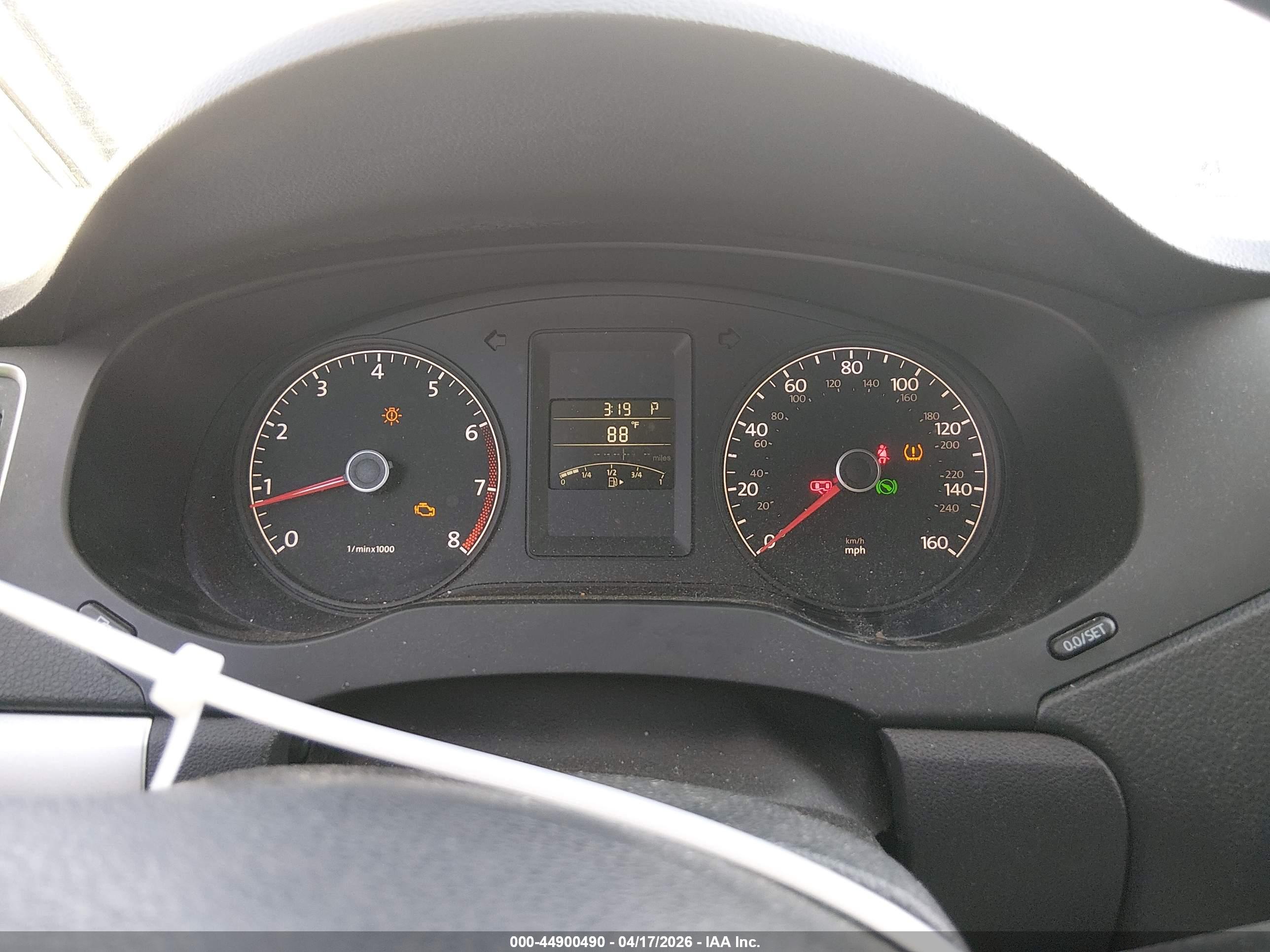 VOLKSWAGEN JETTA image 7