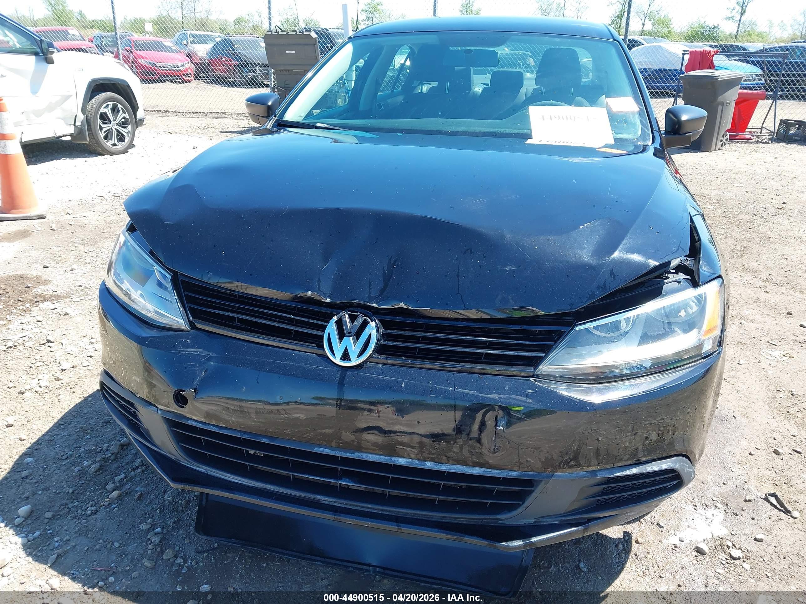 VOLKSWAGEN JETTA image 6