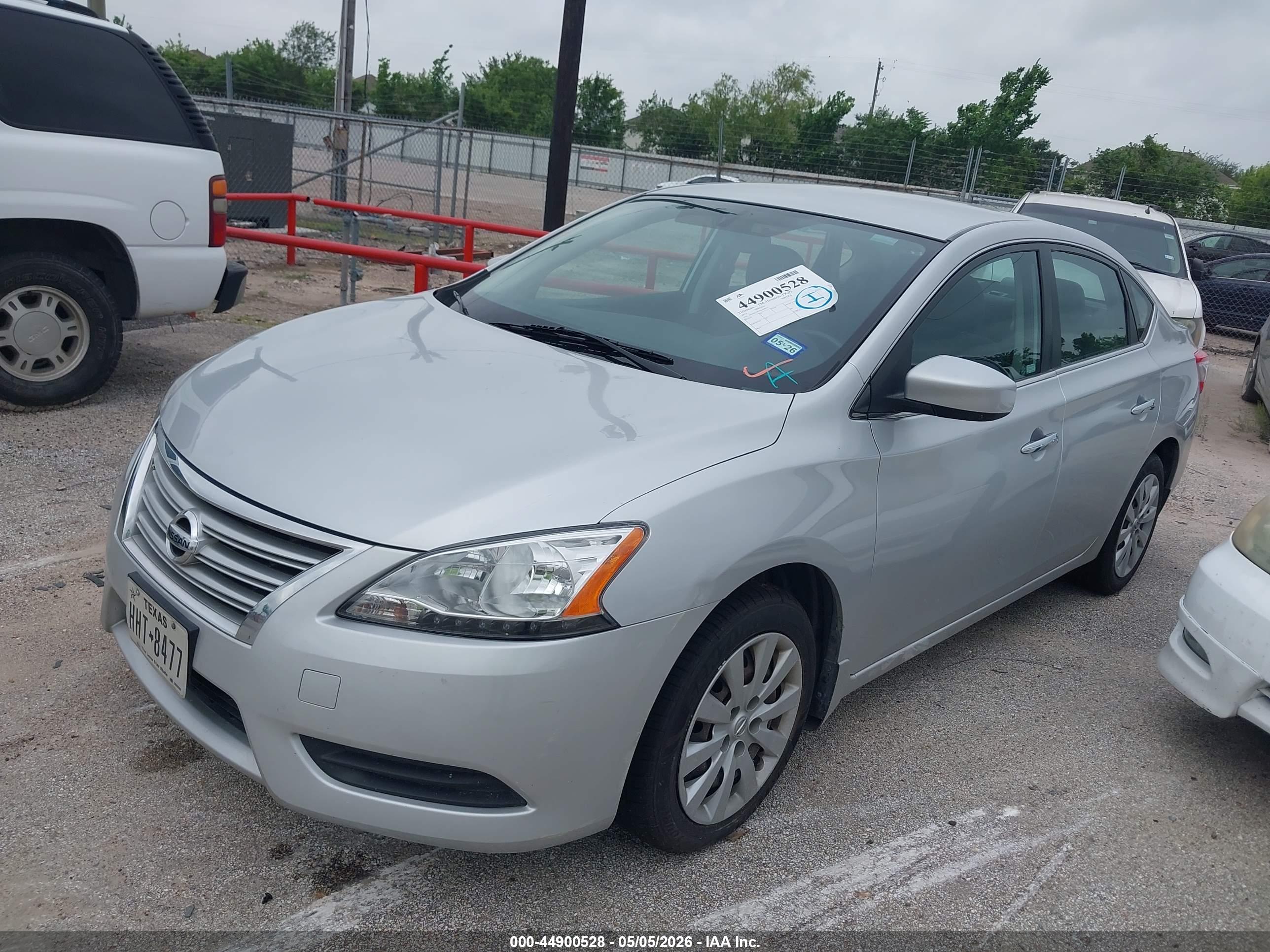 NISSAN SENTRA image 2