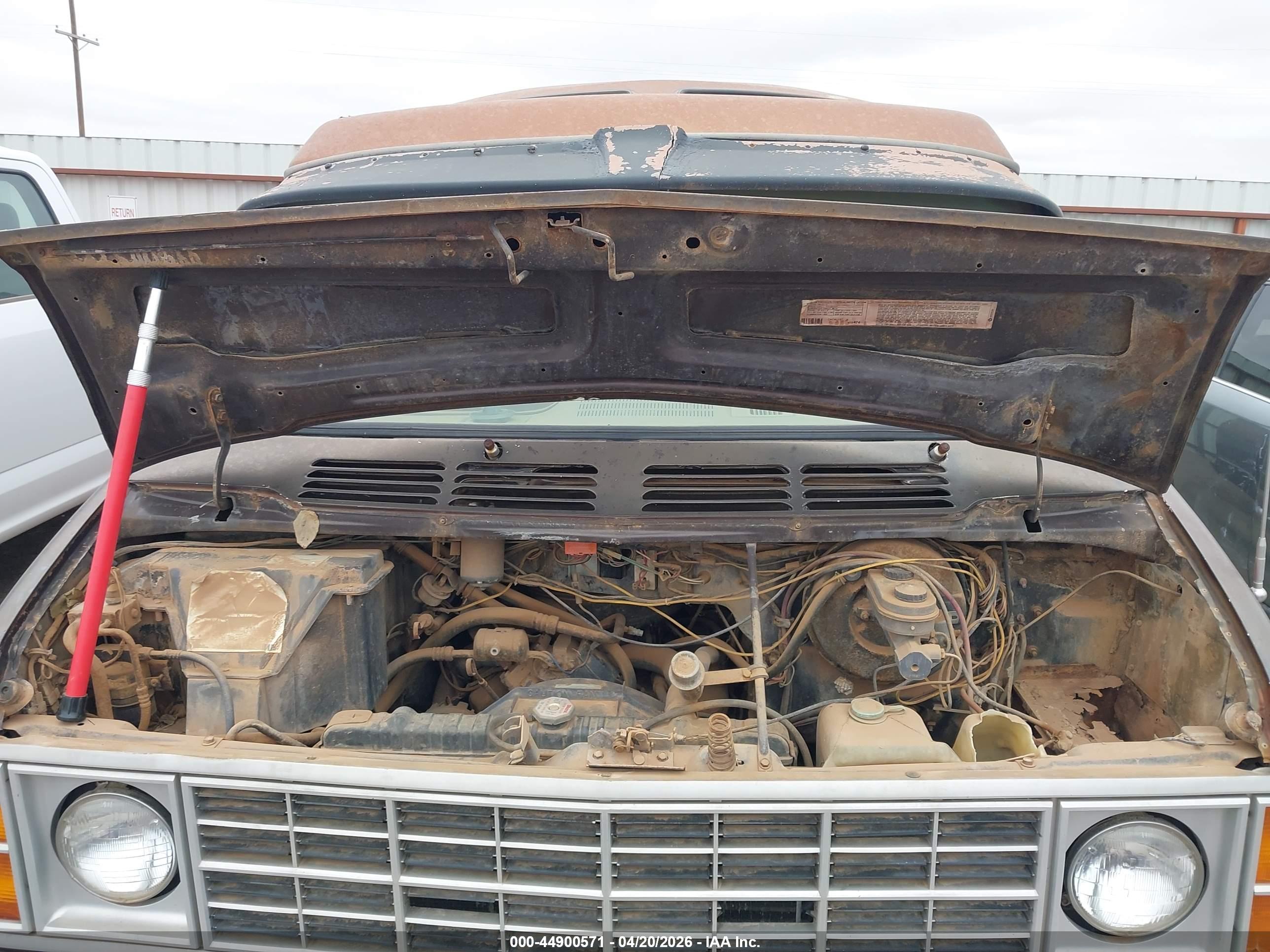 DODGE TRADESMAN image 10