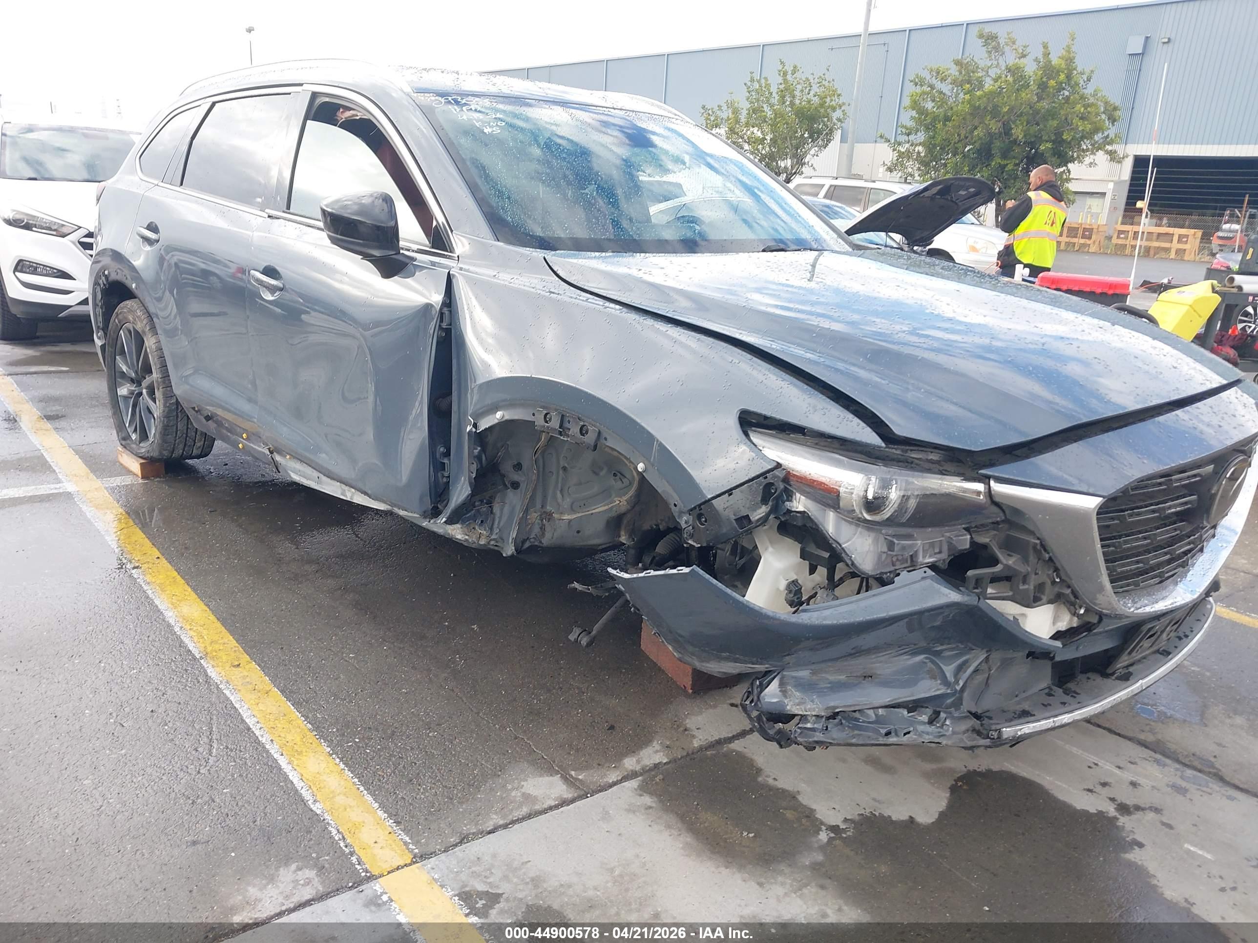 MAZDA CX-9 image 6