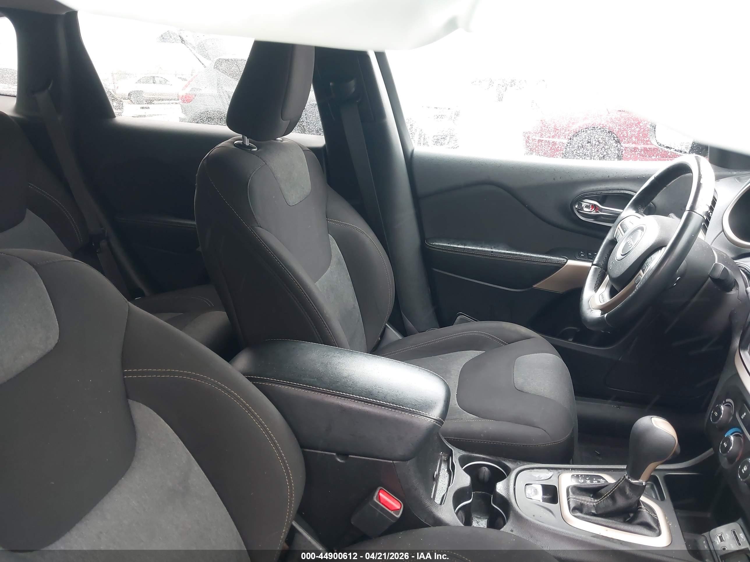 JEEP CHEROKEE image 5
