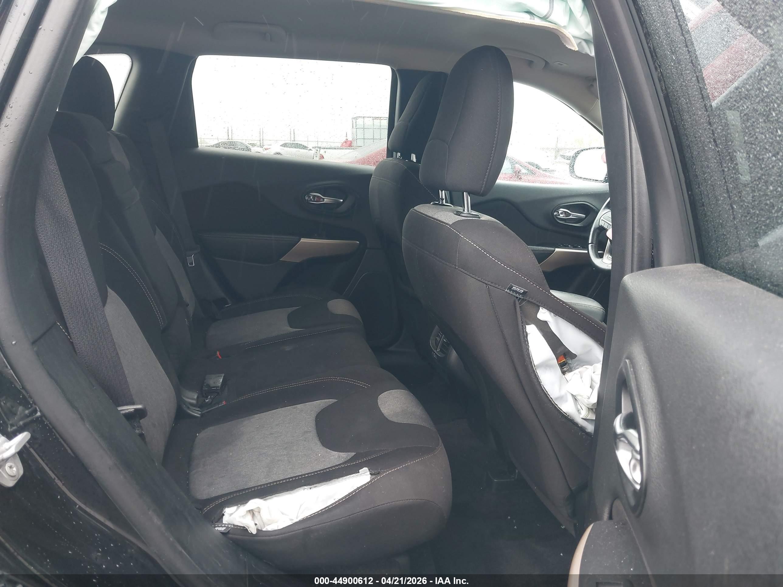 JEEP CHEROKEE image 8