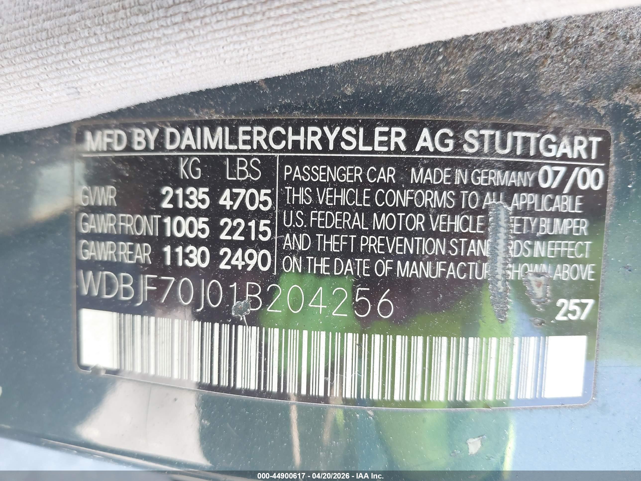 MERCEDES-BENZ E image 9