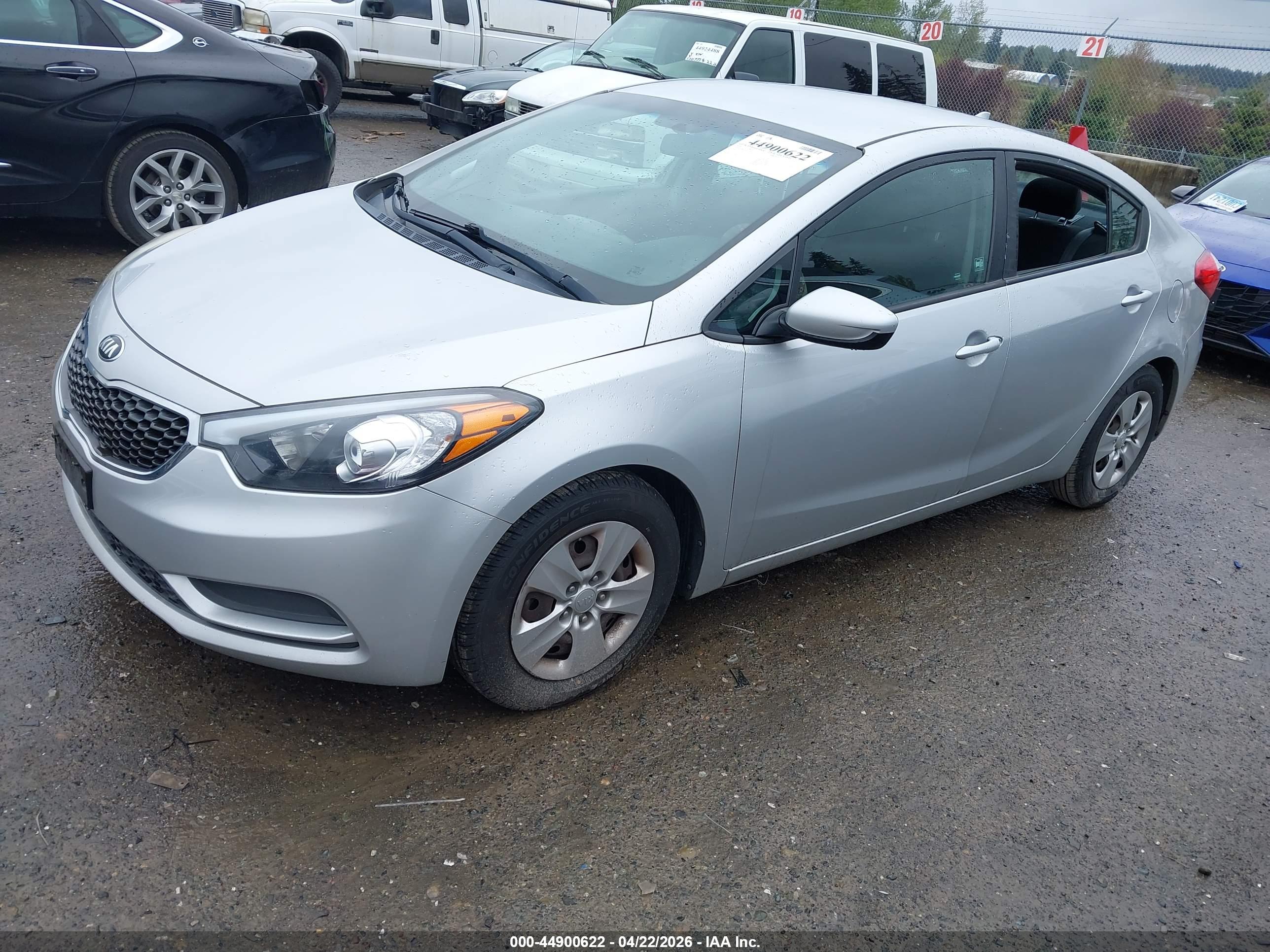 KIA FORTE image 2