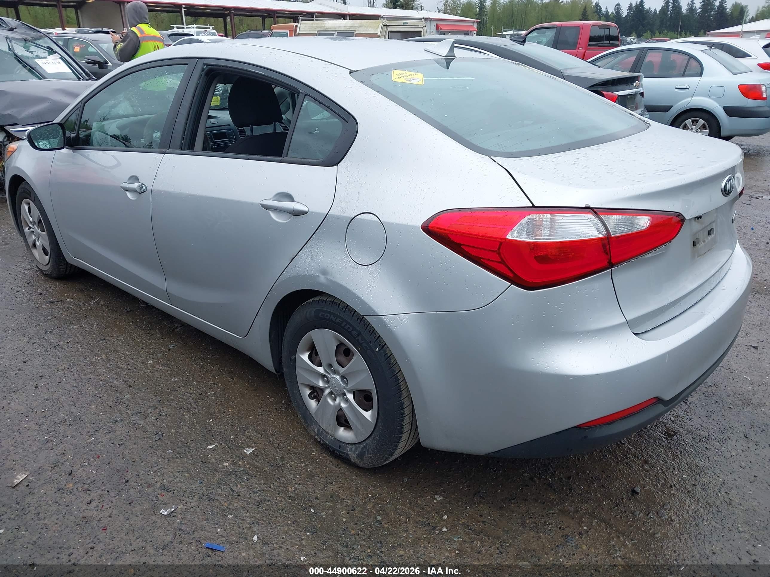 KIA FORTE image 3