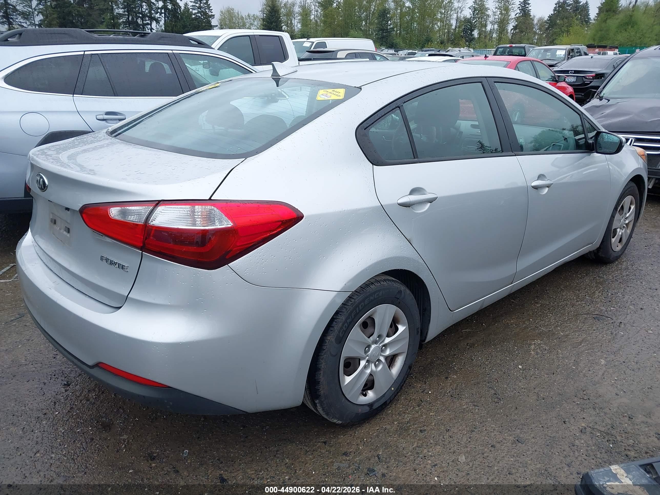 KIA FORTE image 4