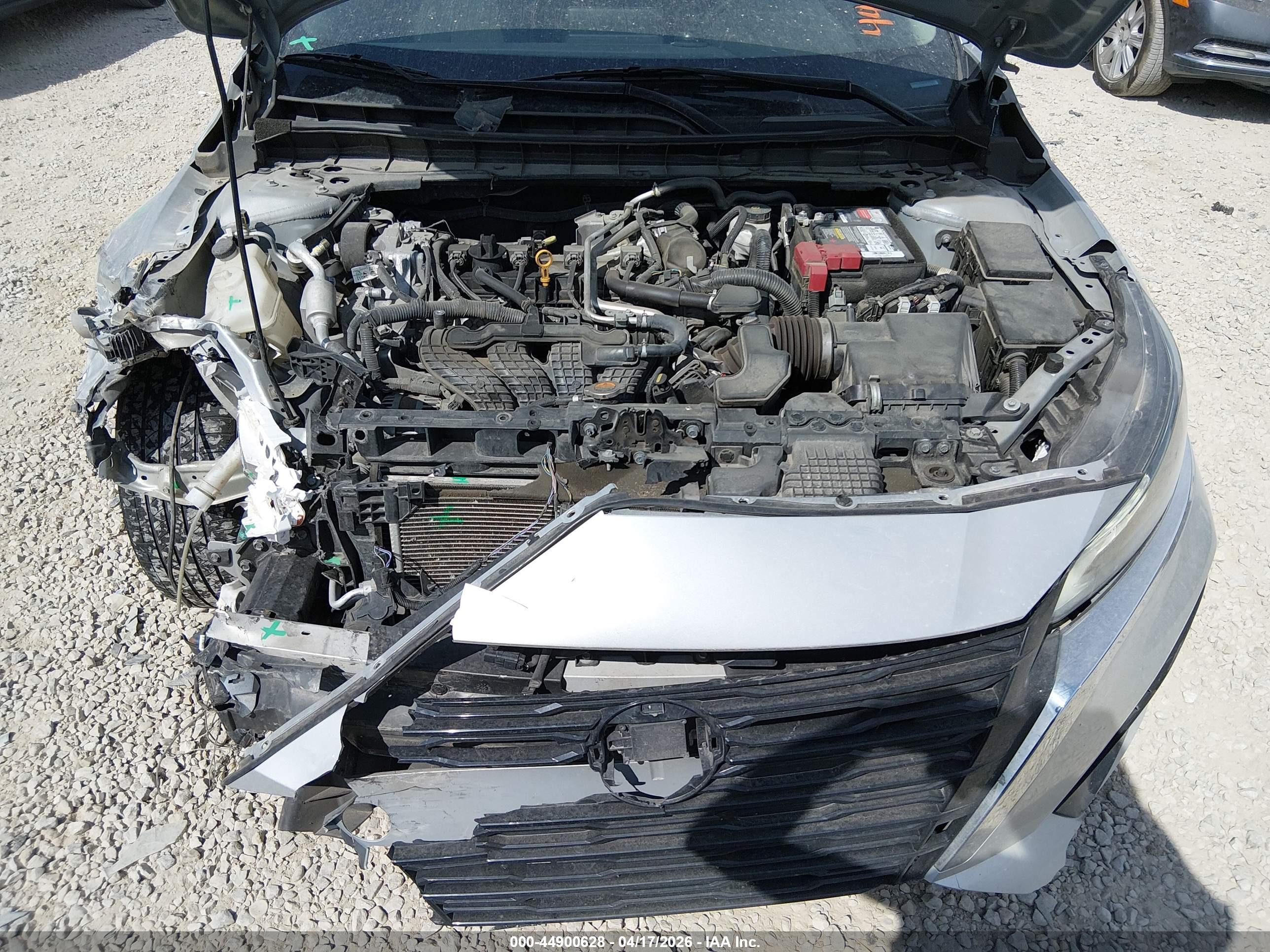 NISSAN ALTIMA image 10