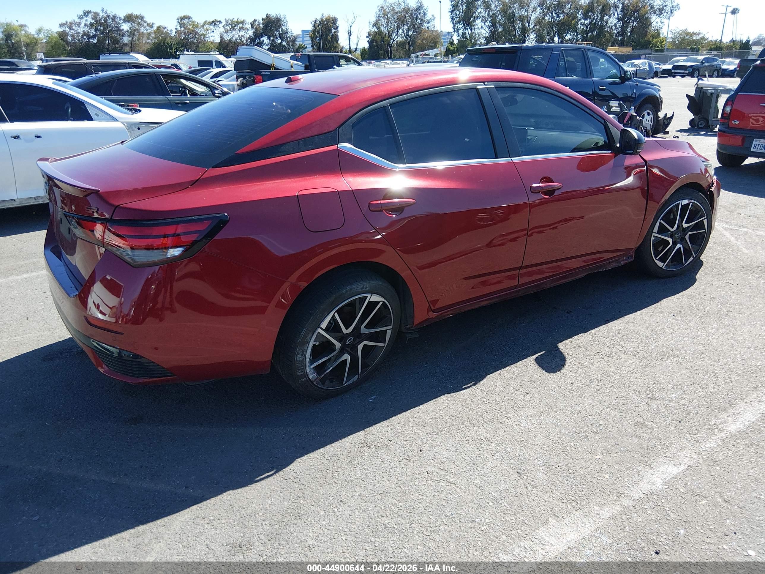 NISSAN SENTRA image 4