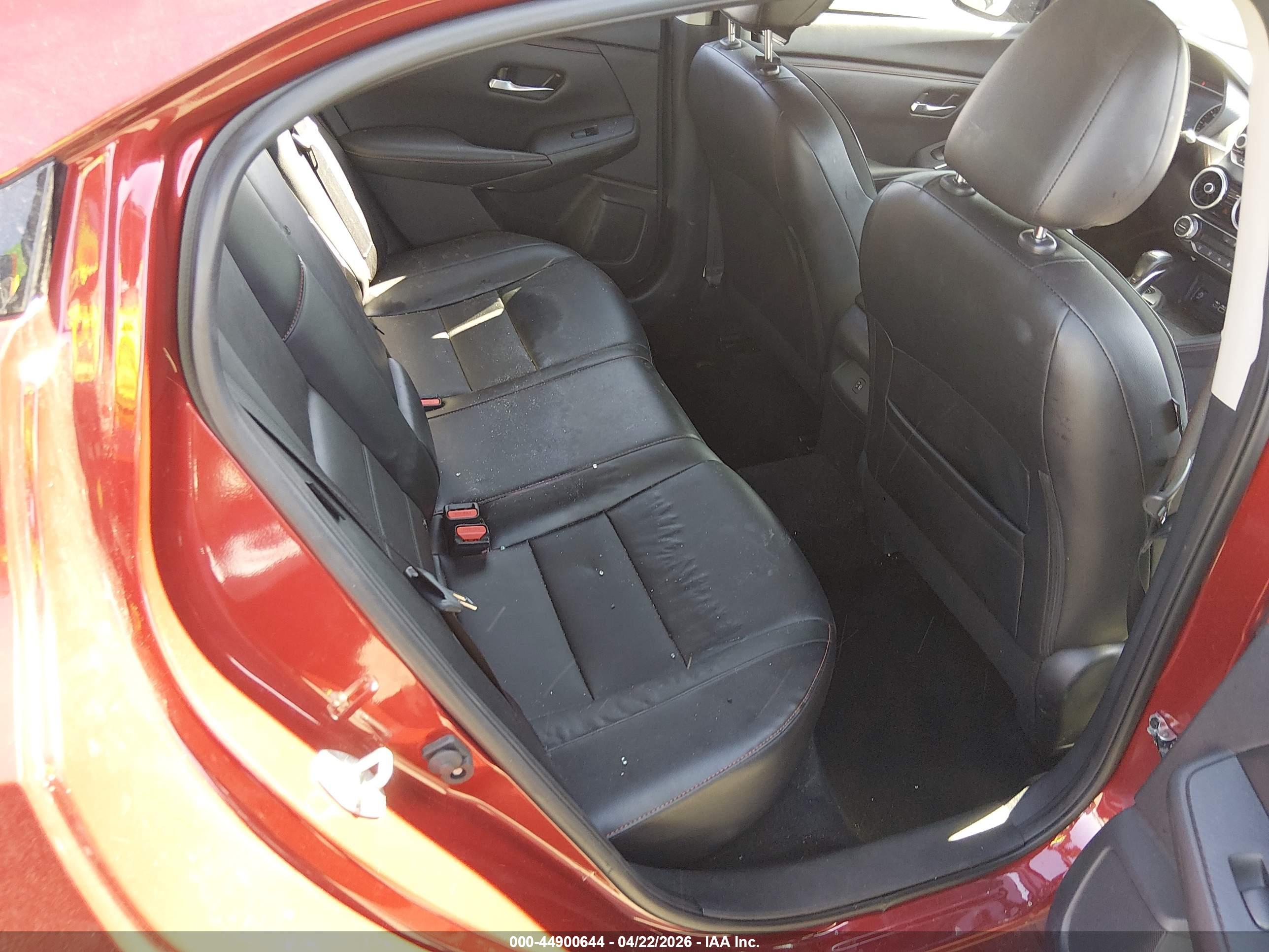 NISSAN SENTRA image 8