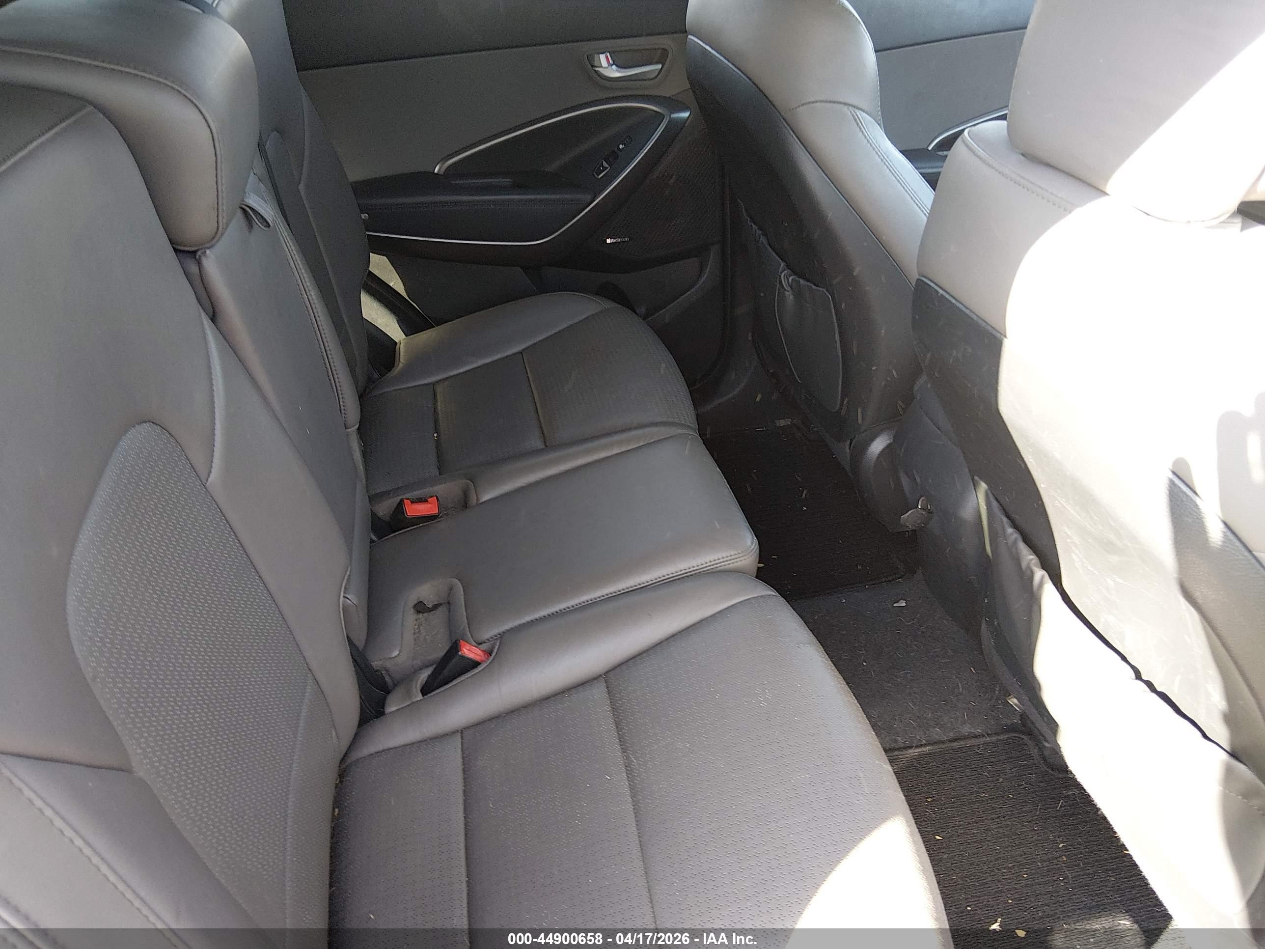HYUNDAI SANTA image 8