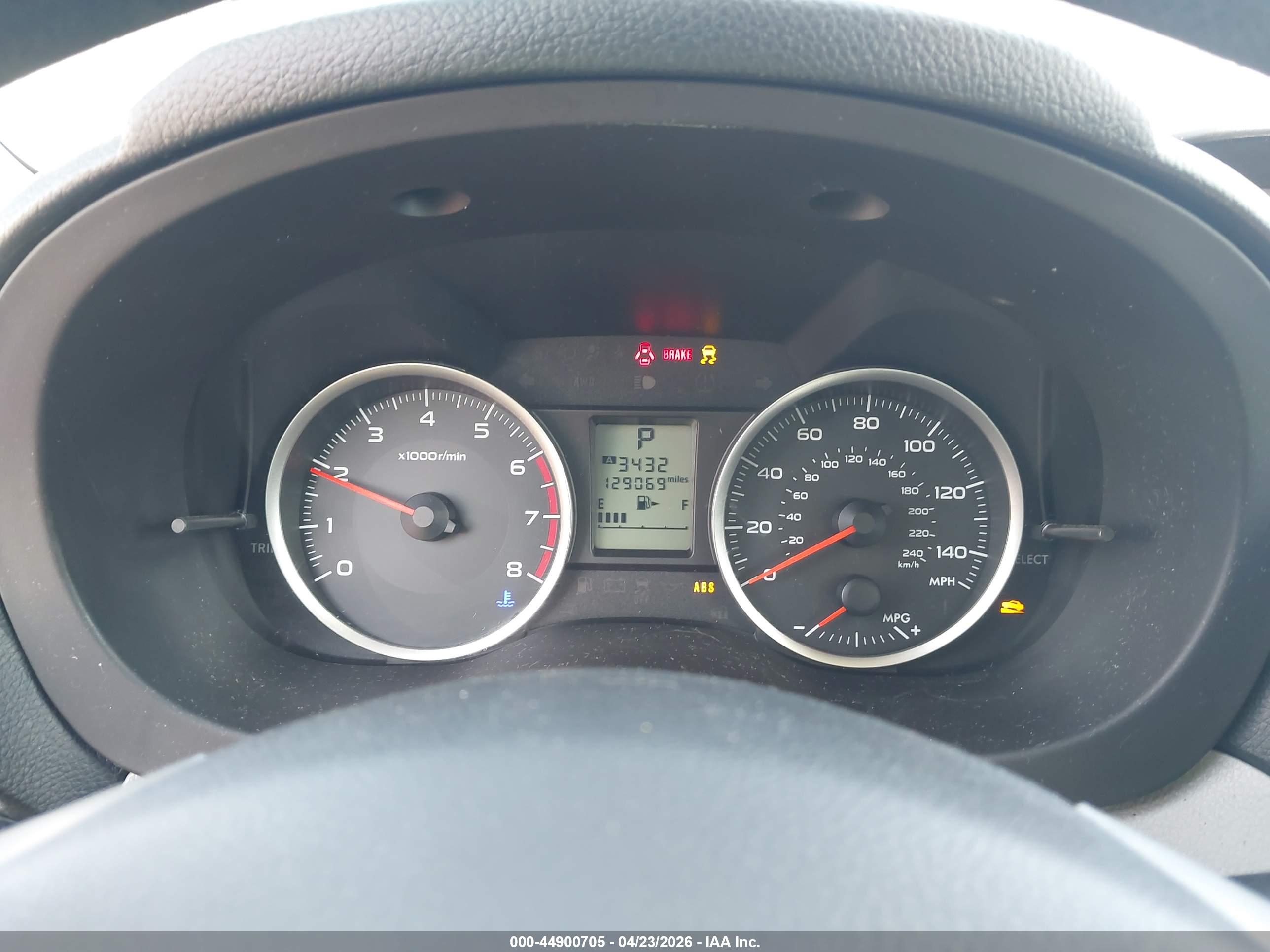 SUBARU FORESTER image 7