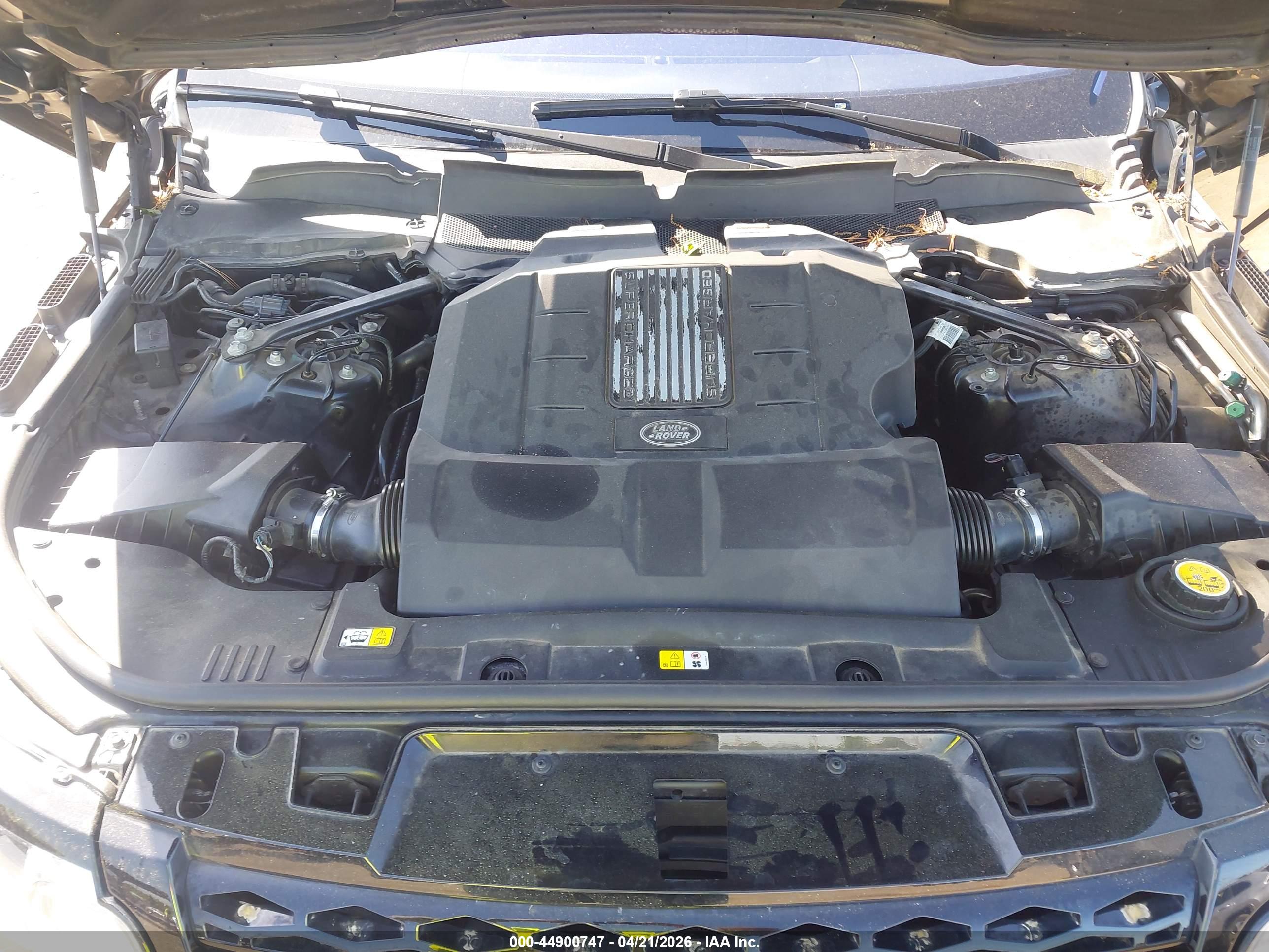 LAND ROVER image 10