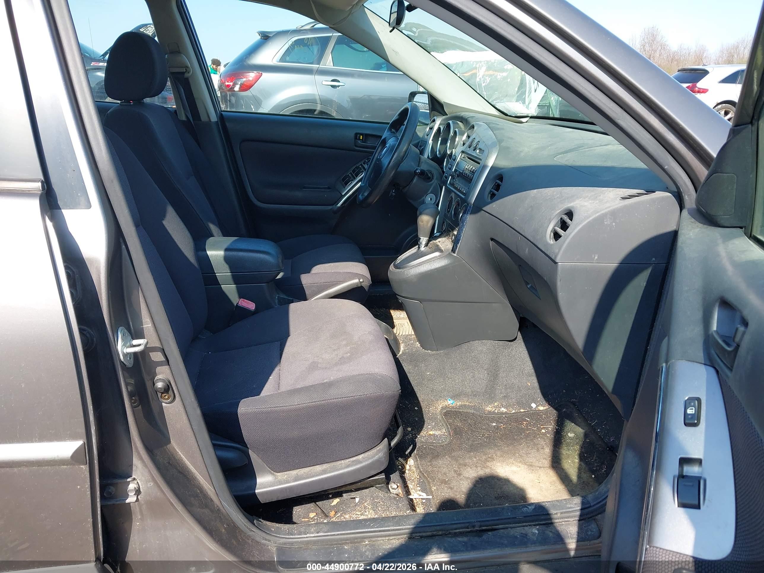 PONTIAC VIBE image 5