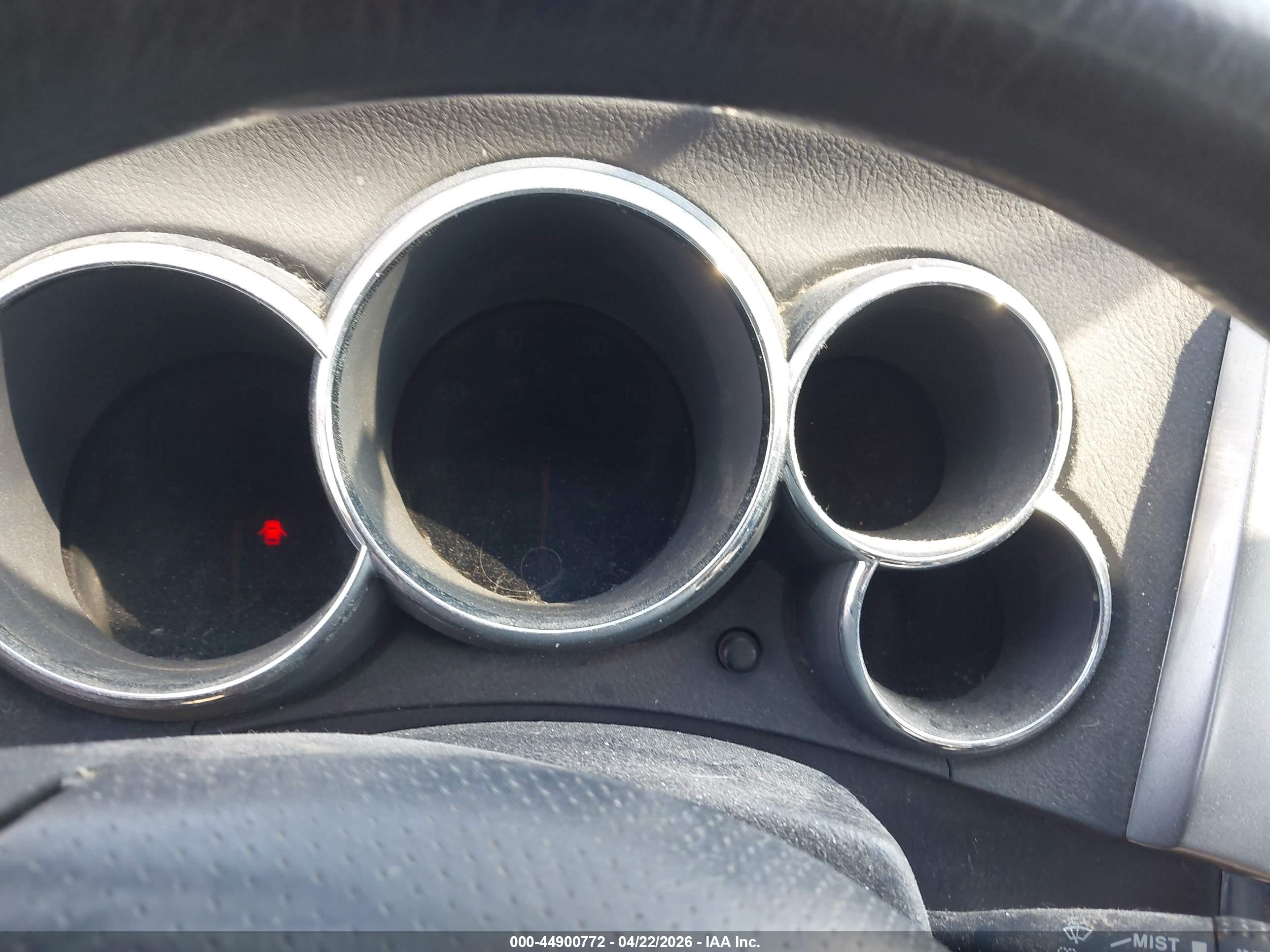 PONTIAC VIBE image 7