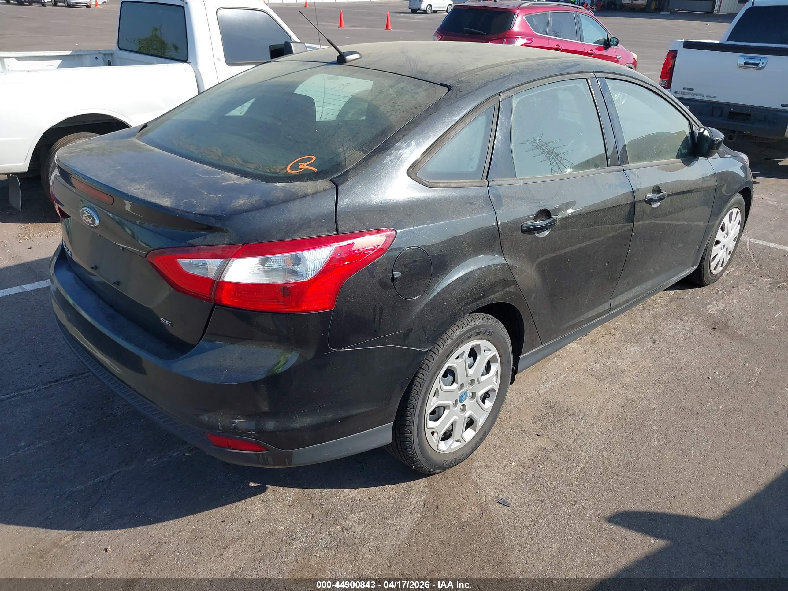 FORD FOCUS image 4