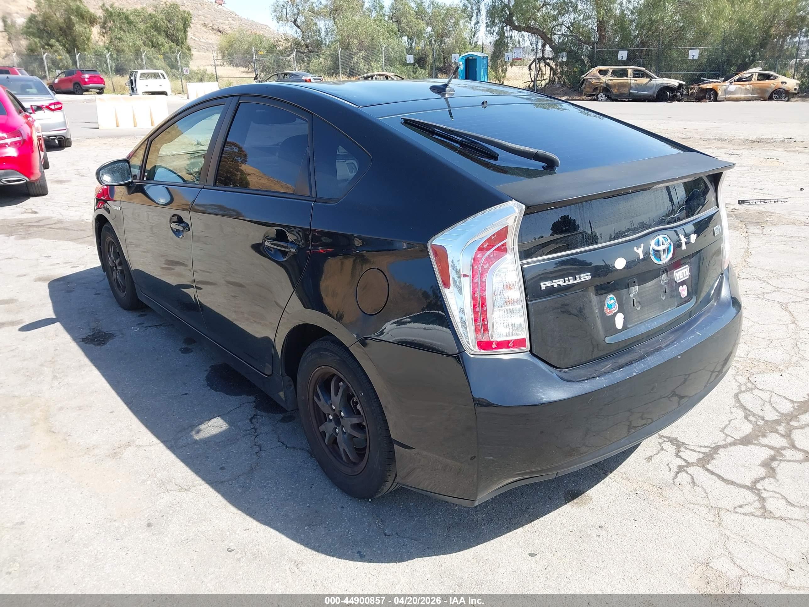 TOYOTA PRIUS image 3