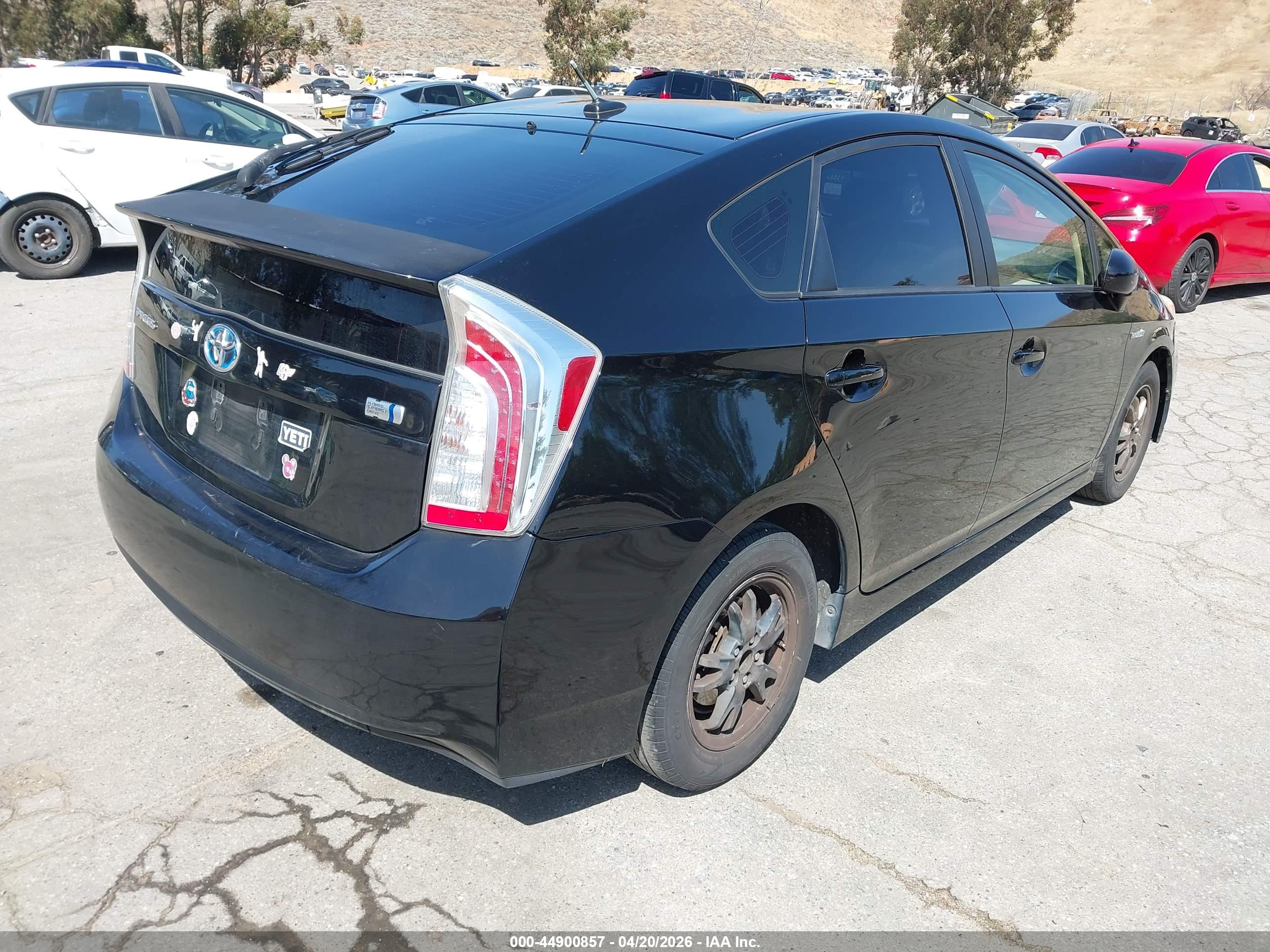 TOYOTA PRIUS image 4