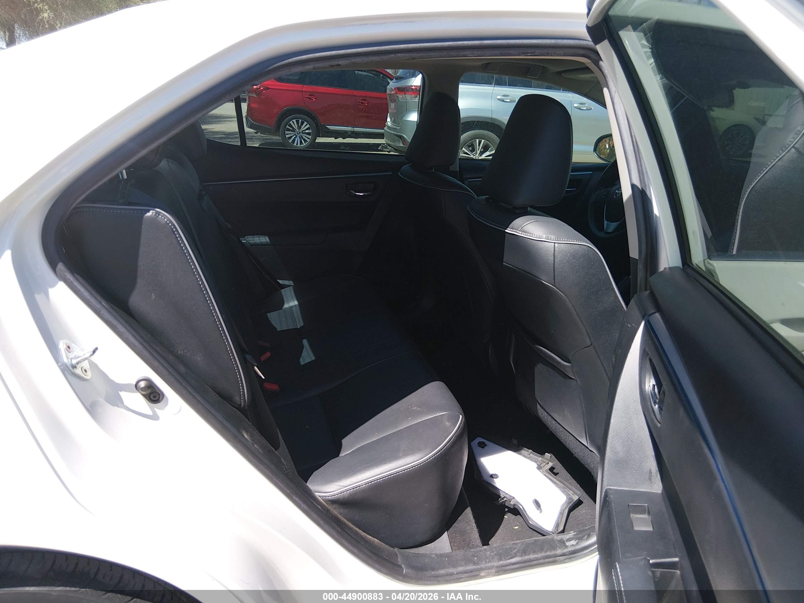 TOYOTA COROLLA image 8