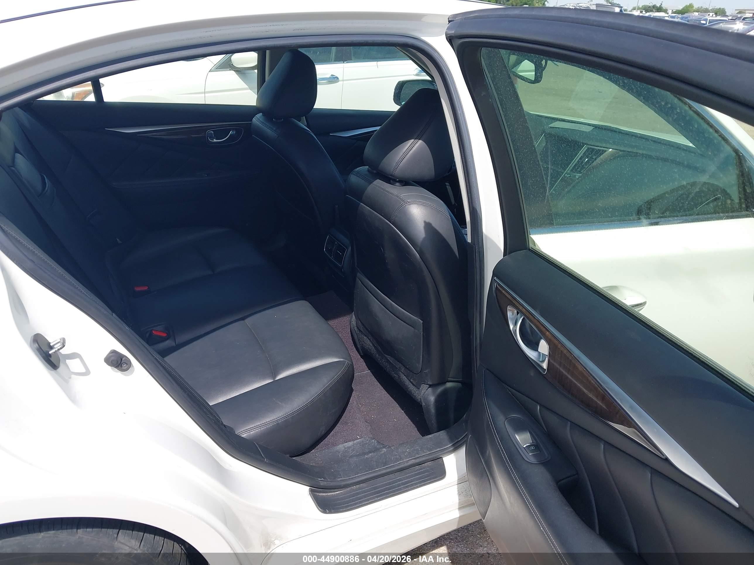 INFINITI Q50 image 8