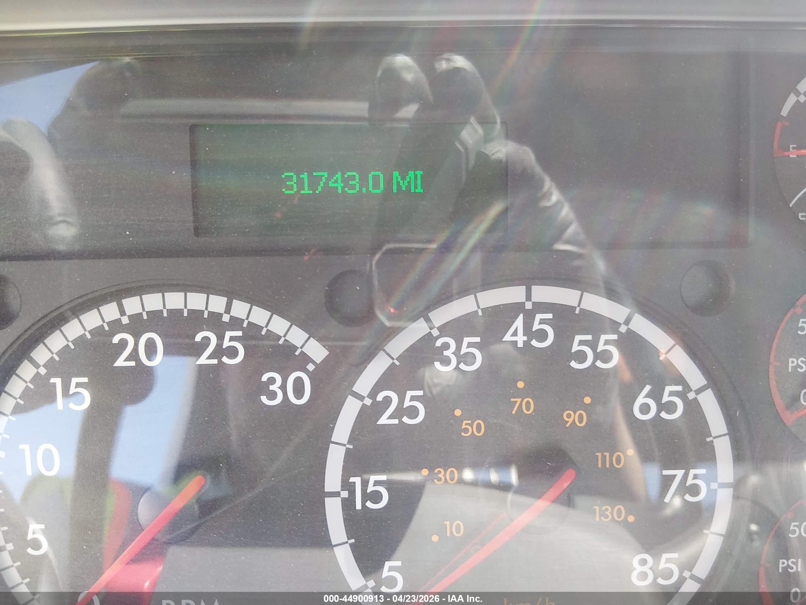 FREIGHTLINER M2 image 7
