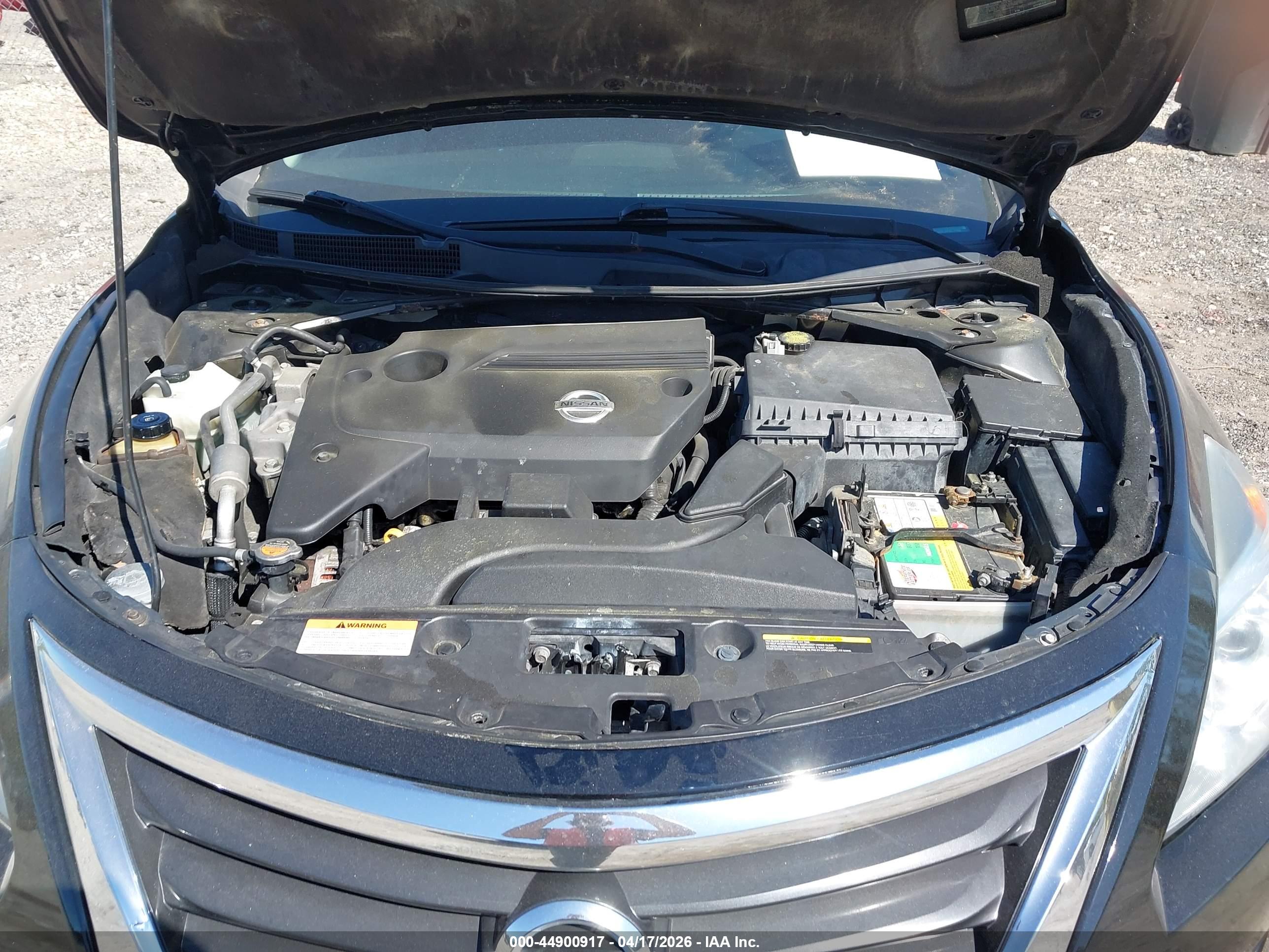 NISSAN ALTIMA image 10