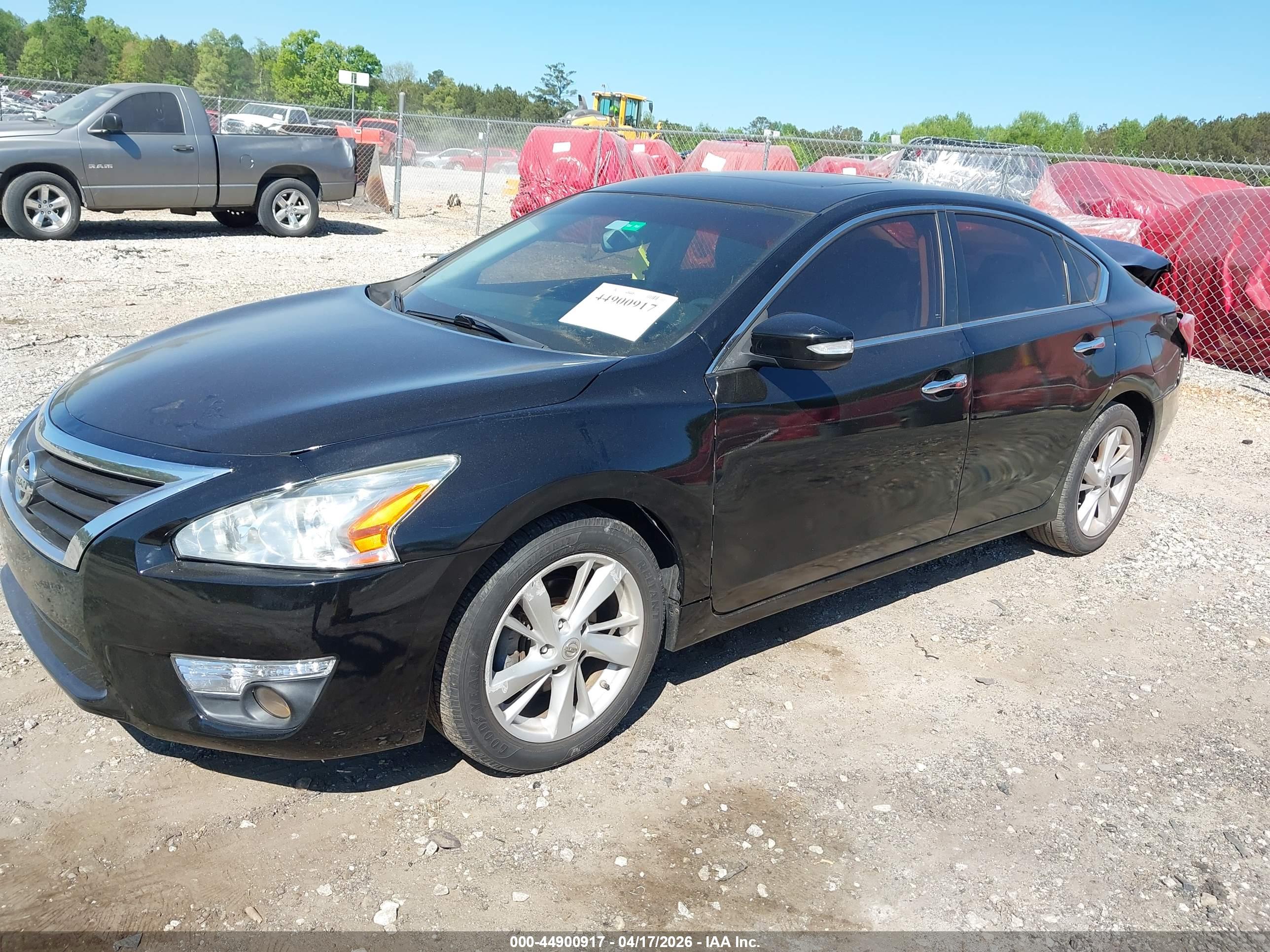 NISSAN ALTIMA image 2