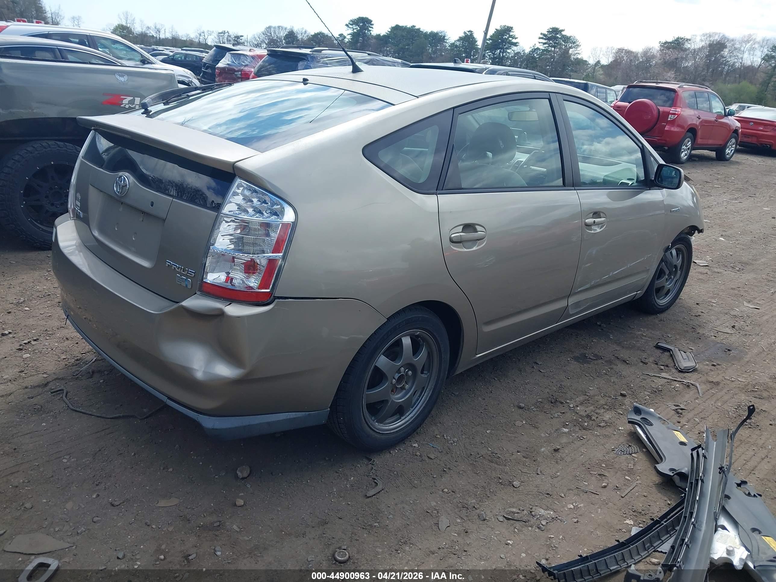 TOYOTA PRIUS image 4
