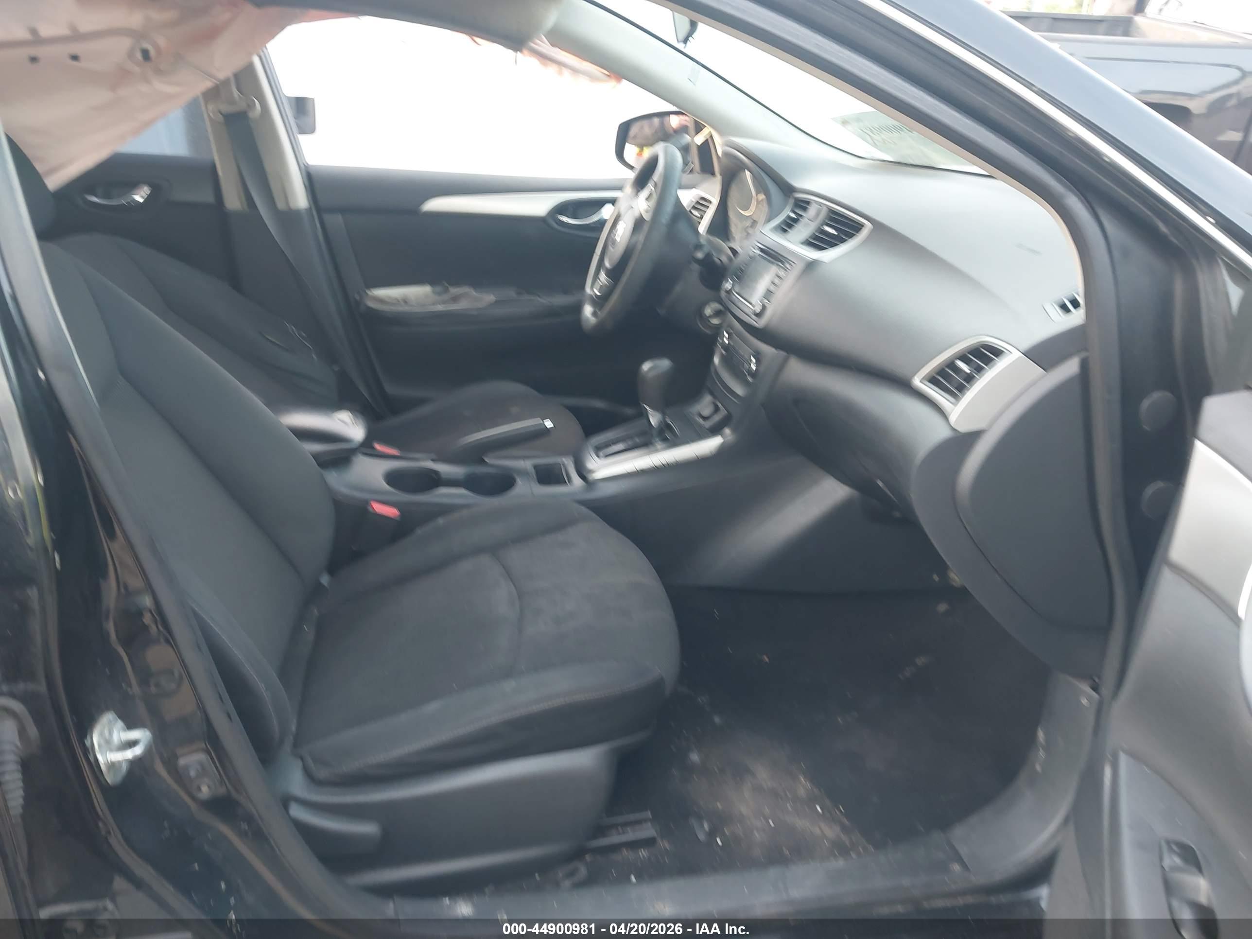 NISSAN SENTRA image 5