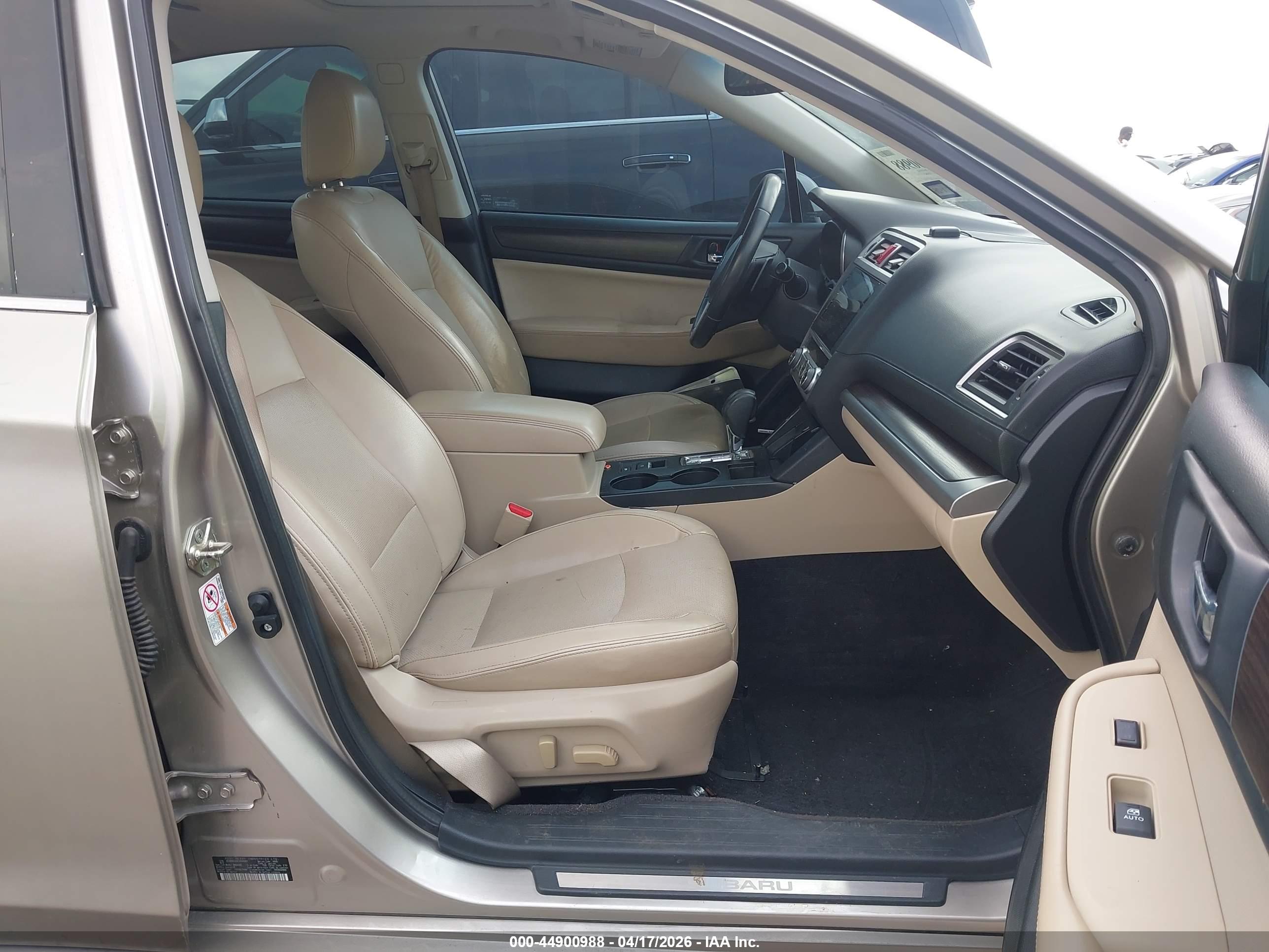 SUBARU LEGACY image 5