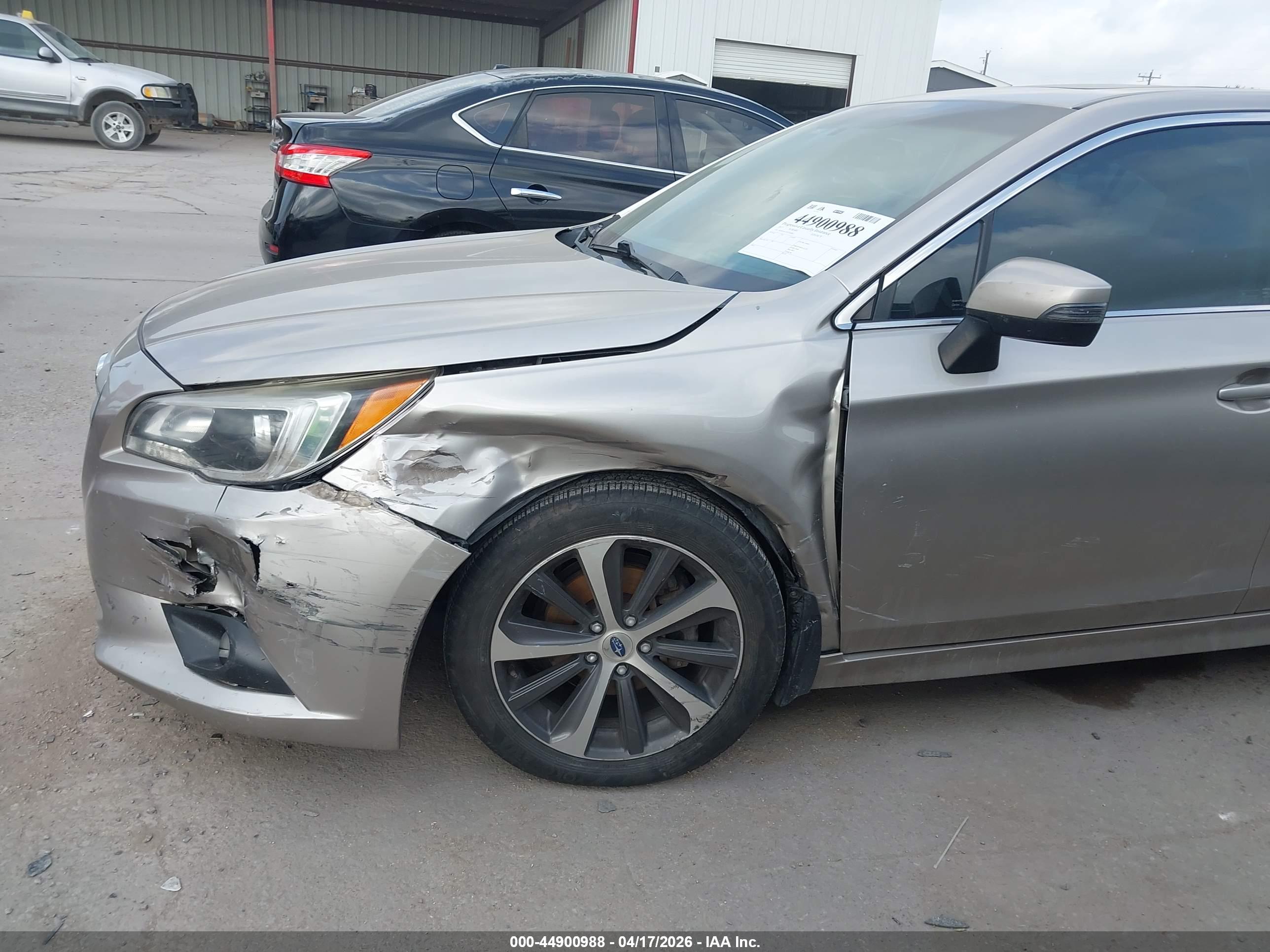 SUBARU LEGACY image 6