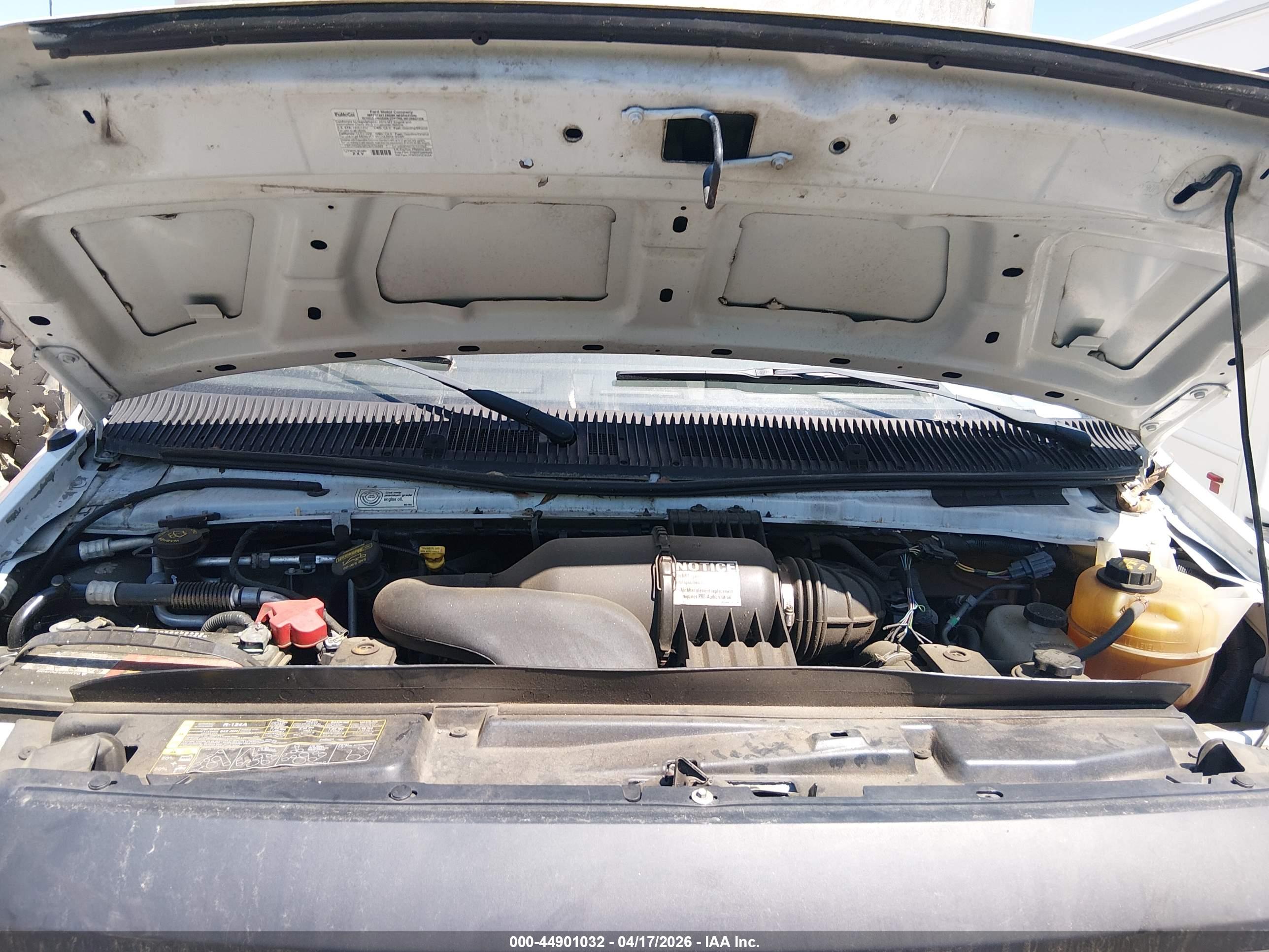 FORD E-350 image 10