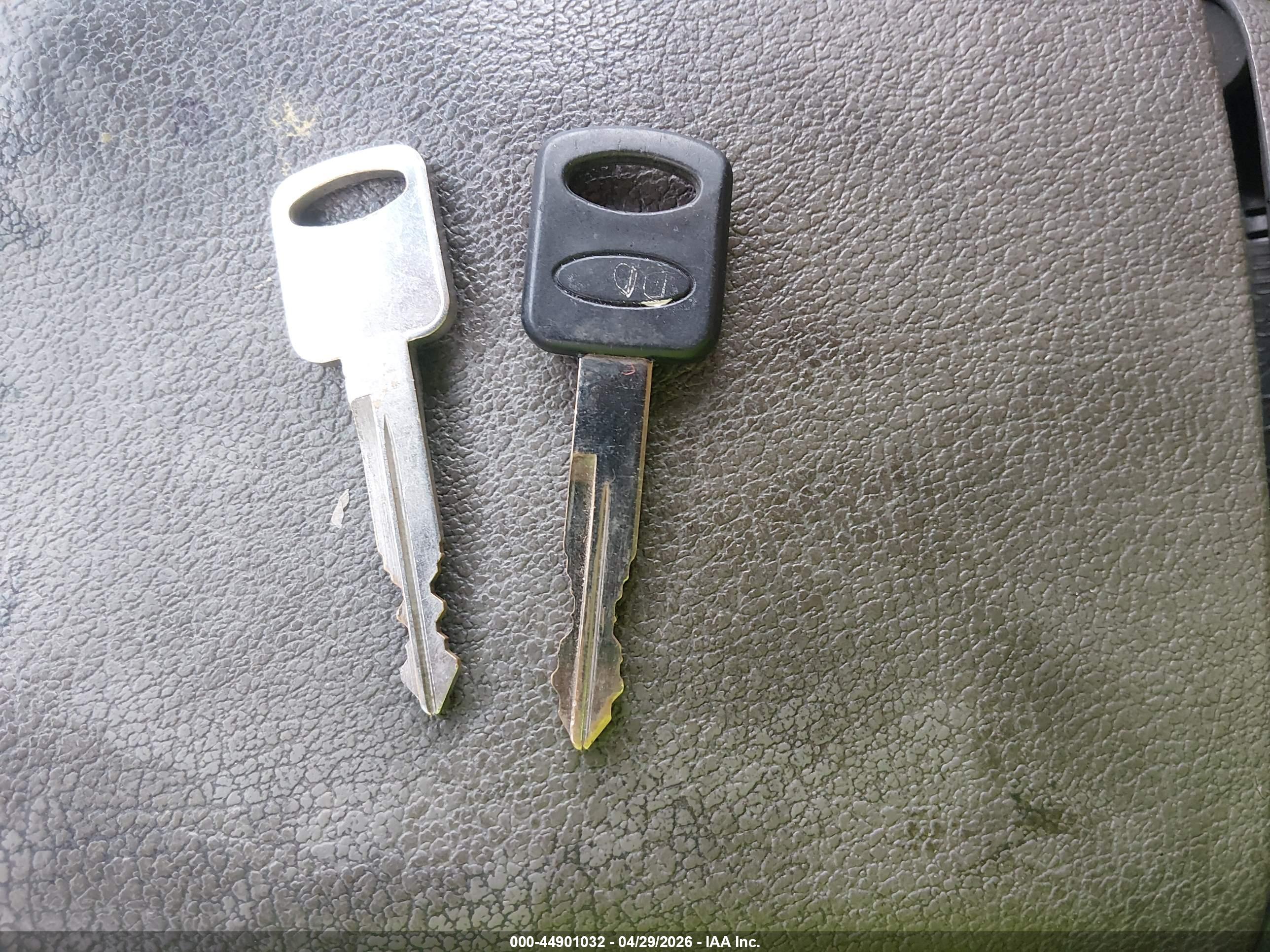 FORD E-350 image 11