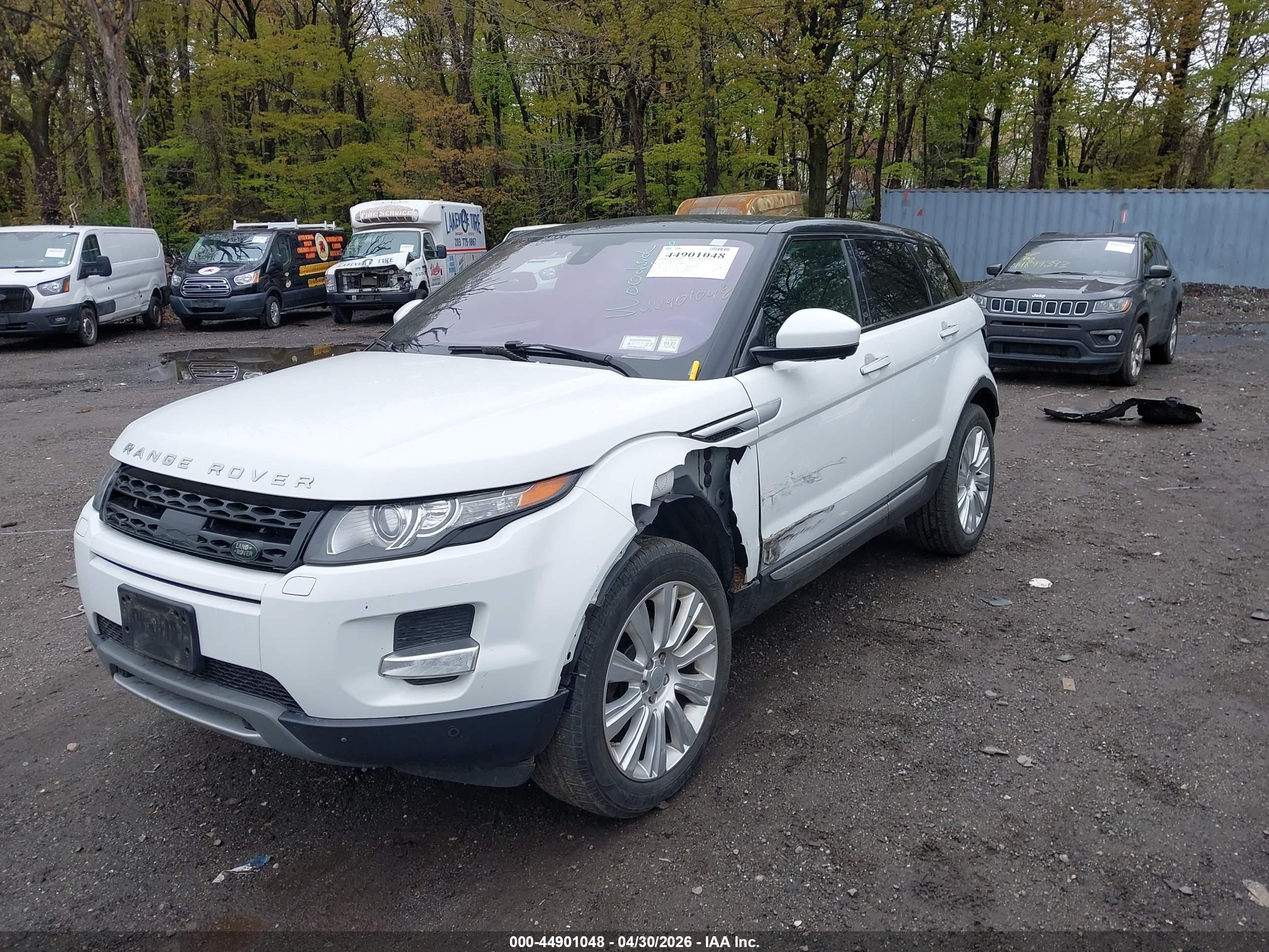 LAND ROVER image 2