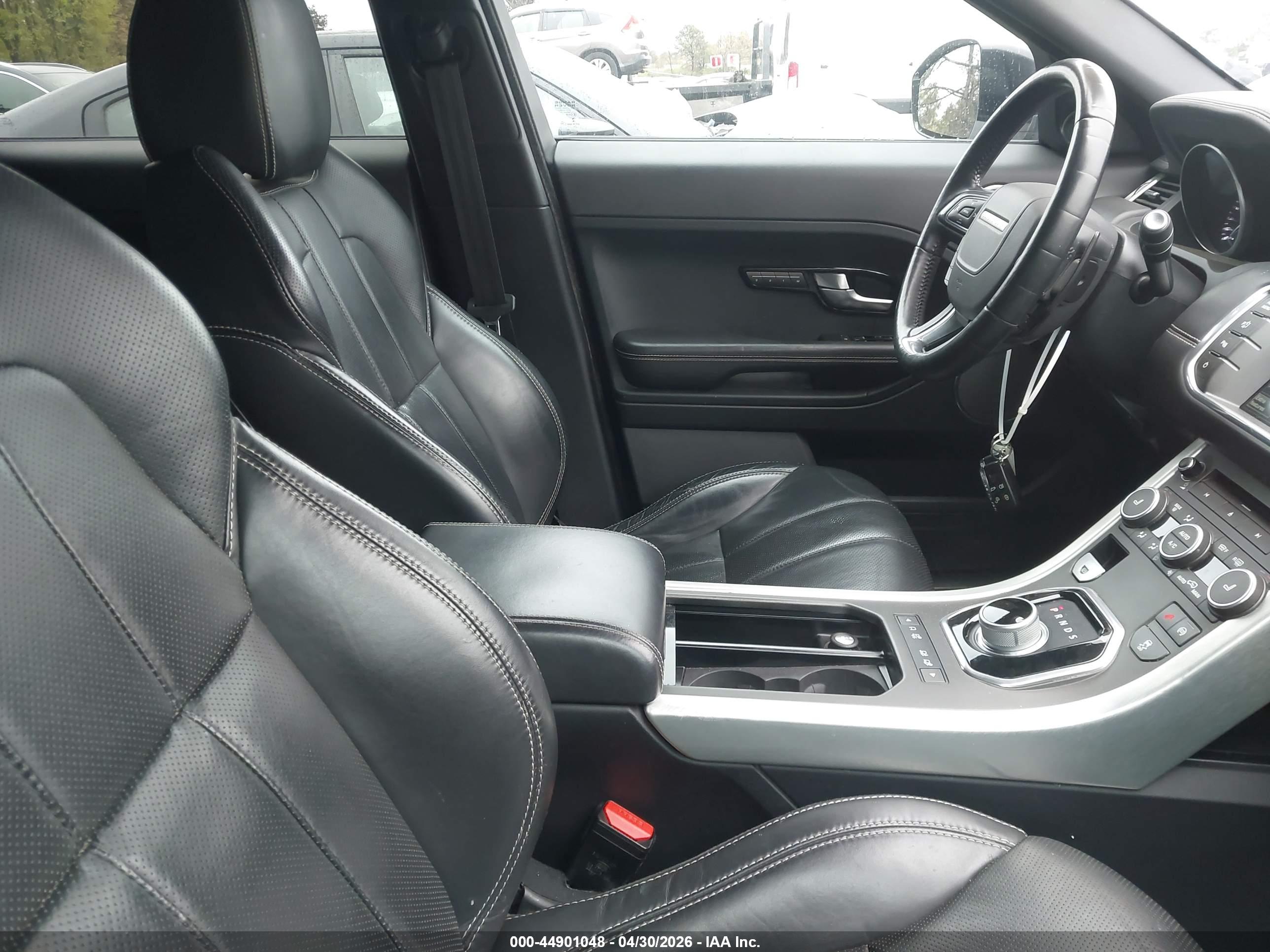 LAND ROVER image 5