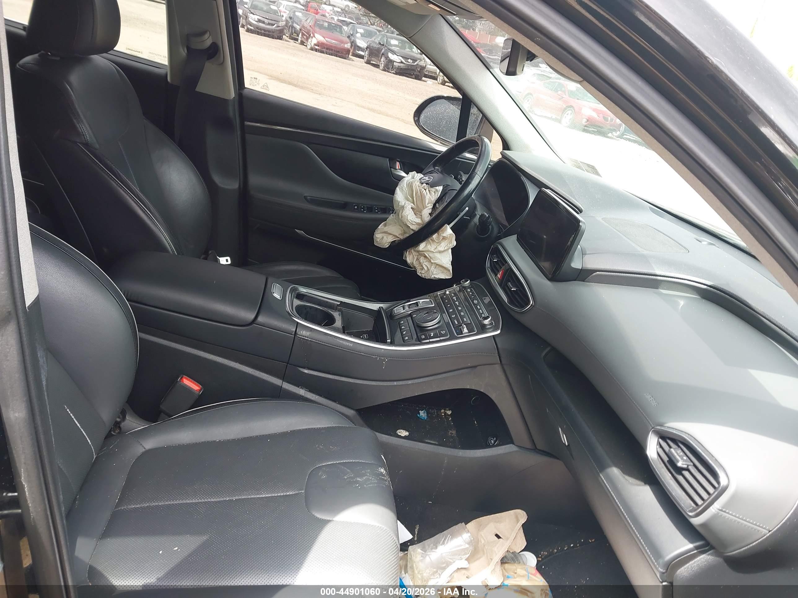 HYUNDAI SANTA image 5