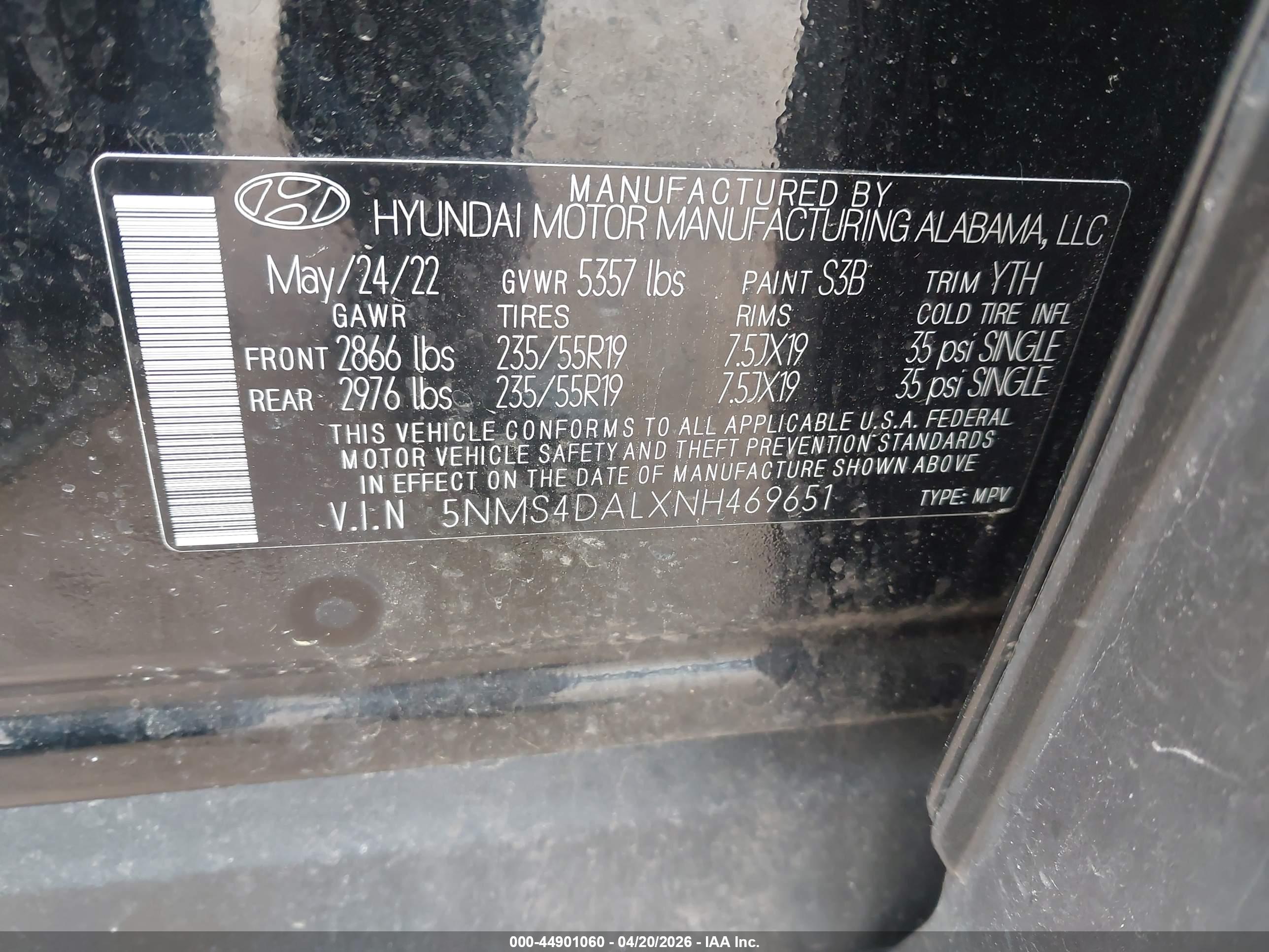 HYUNDAI SANTA image 9