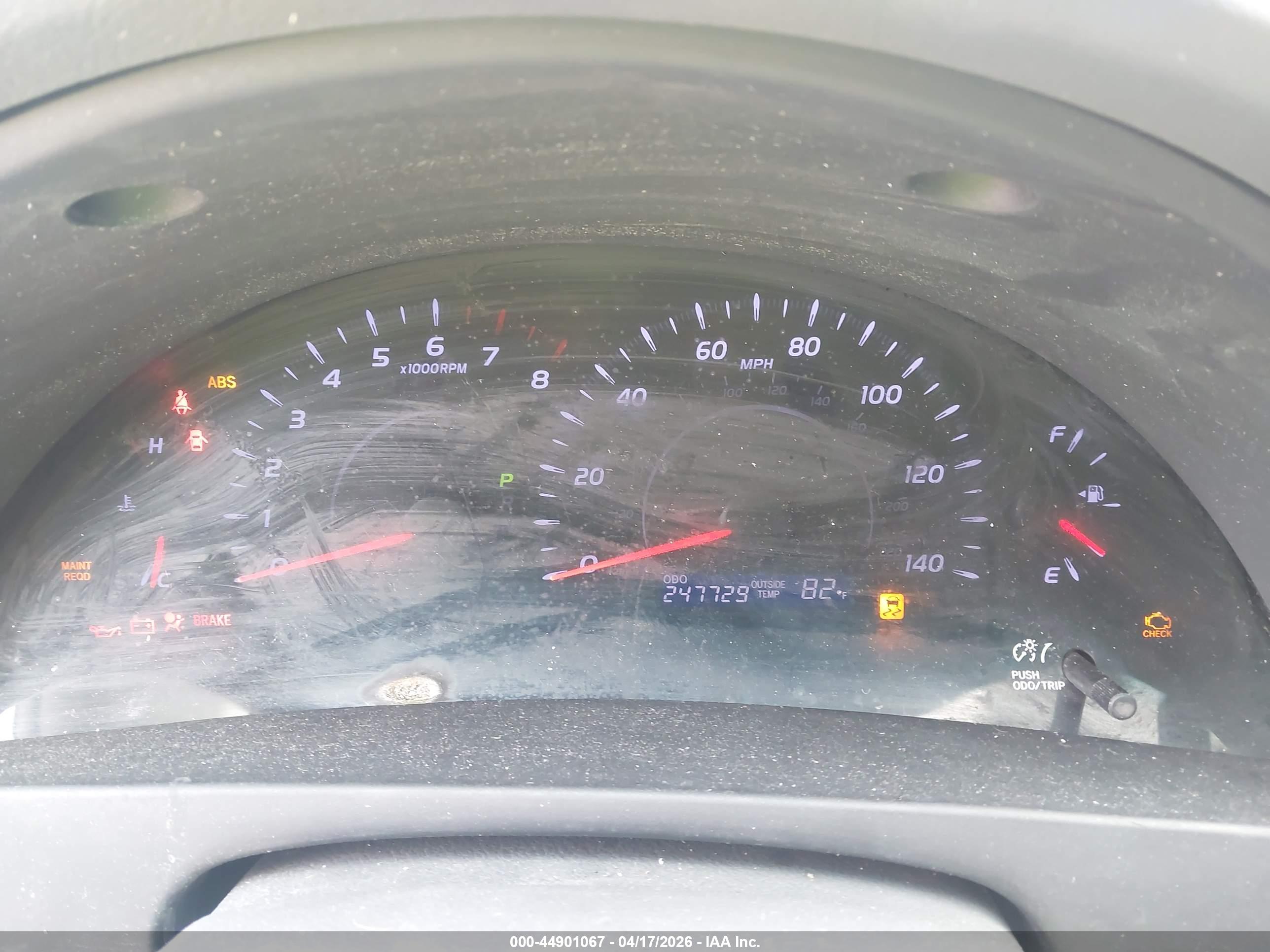 TOYOTA CAMRY image 7