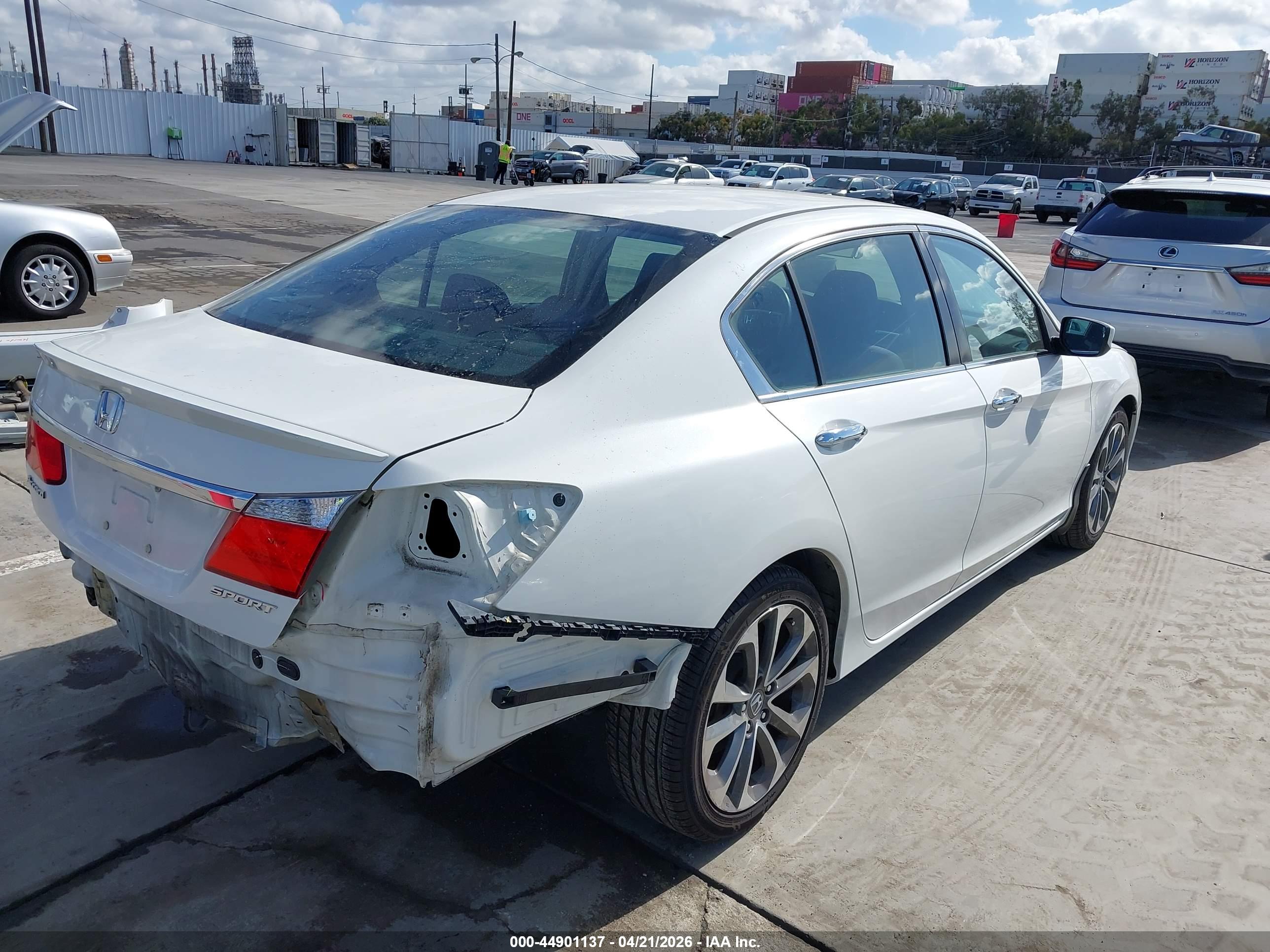 HONDA ACCORD image 4