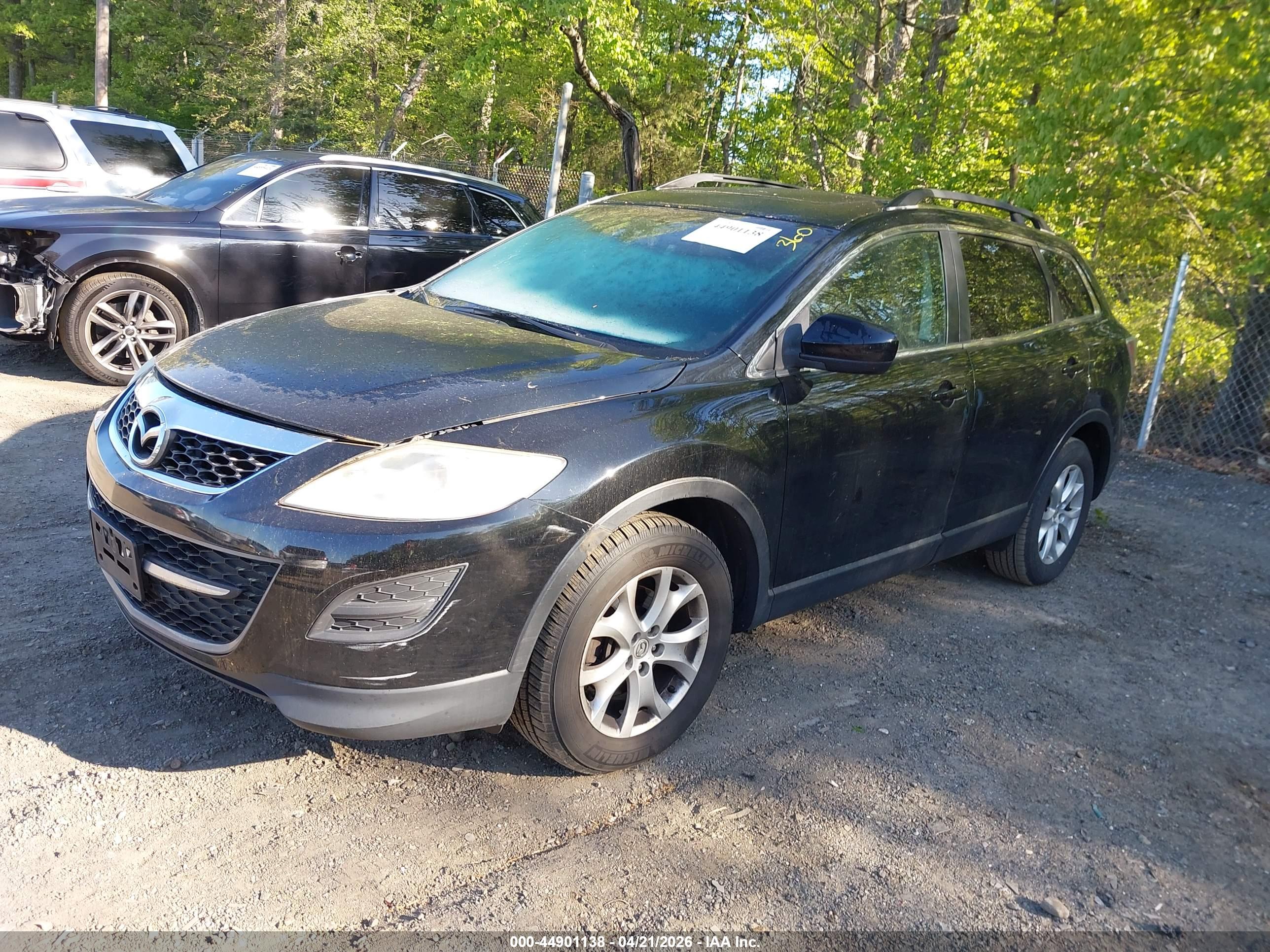 MAZDA CX-9 image 2