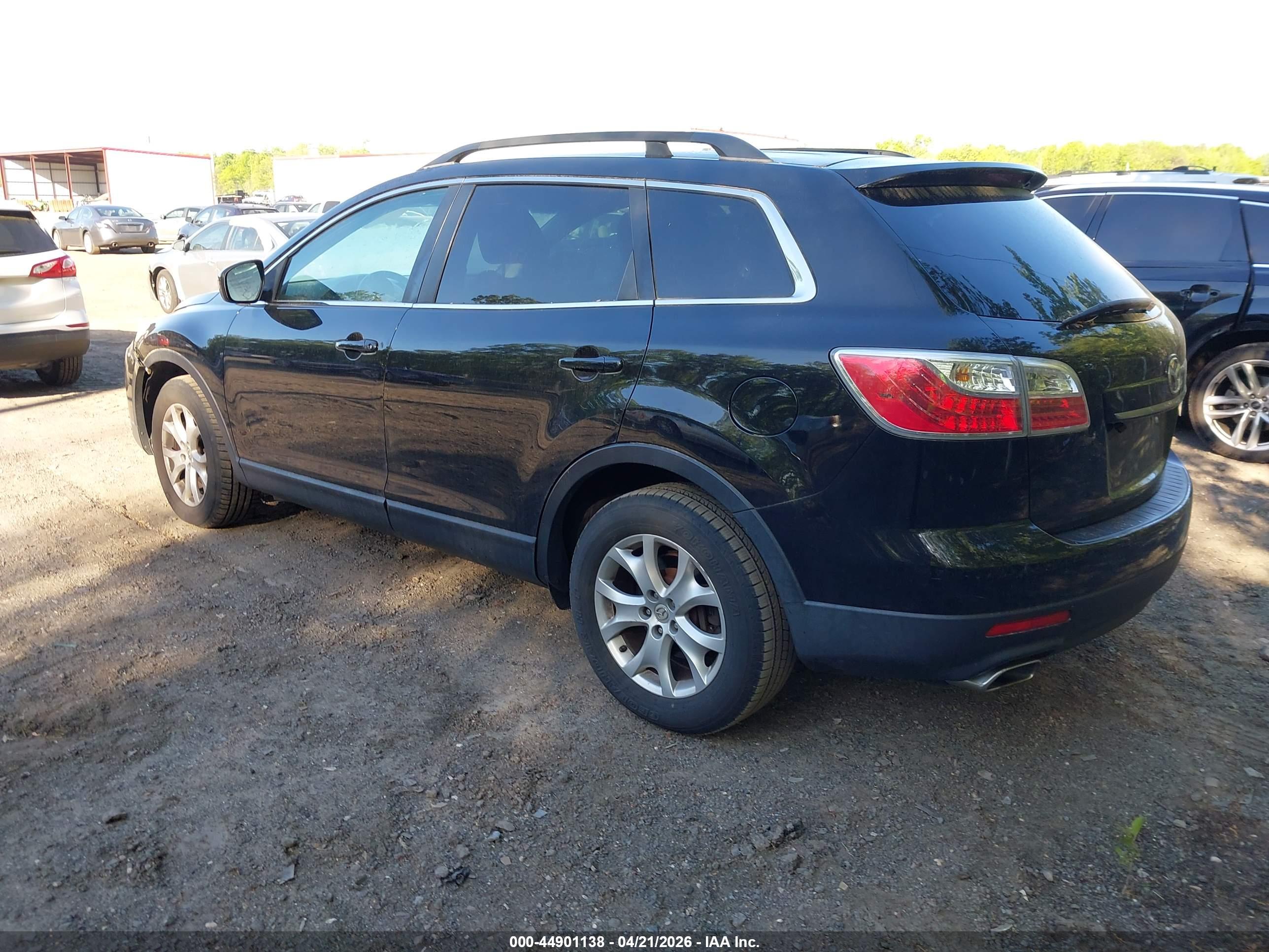 MAZDA CX-9 image 3