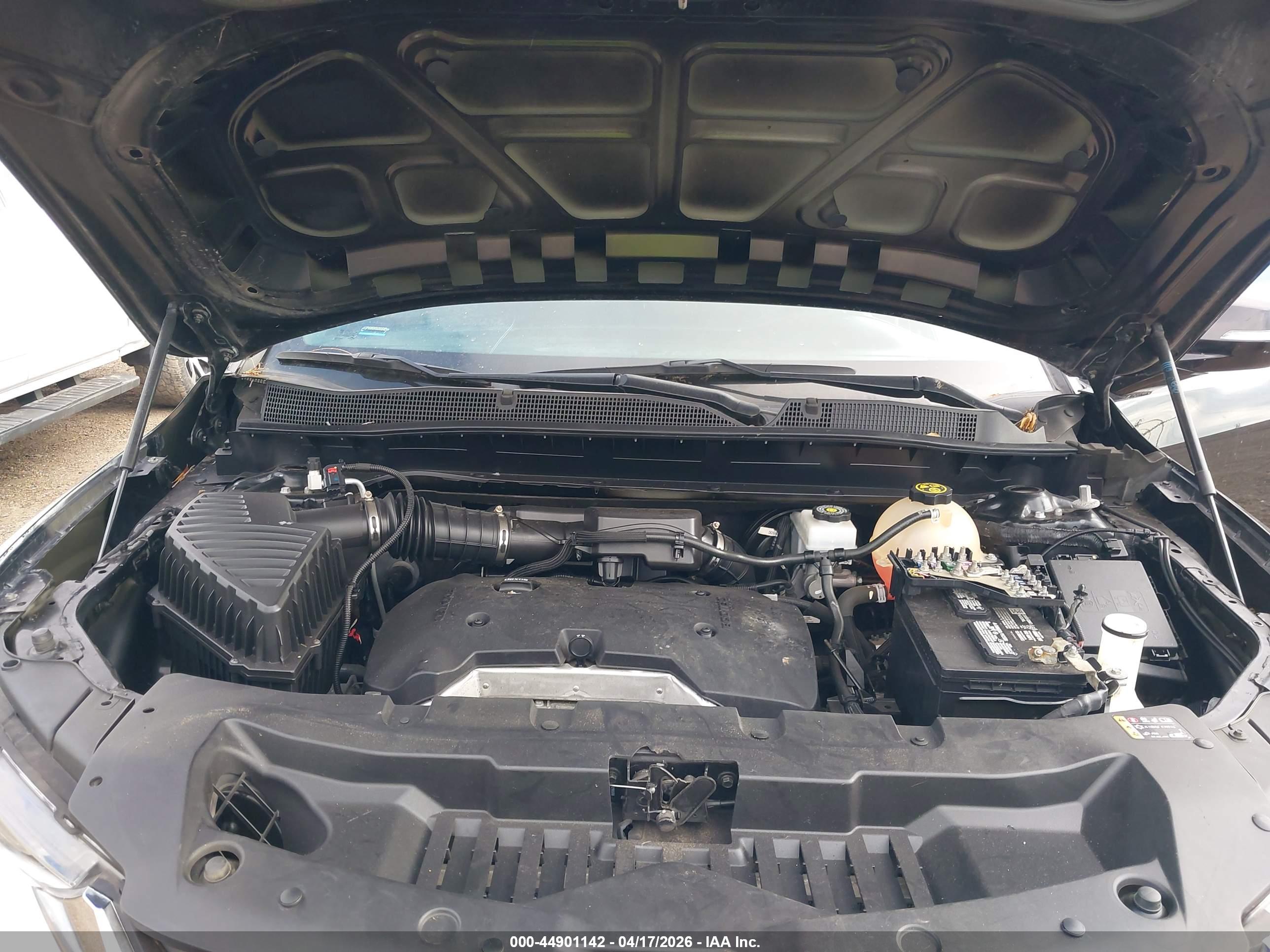 CHEVROLET BLAZER image 10