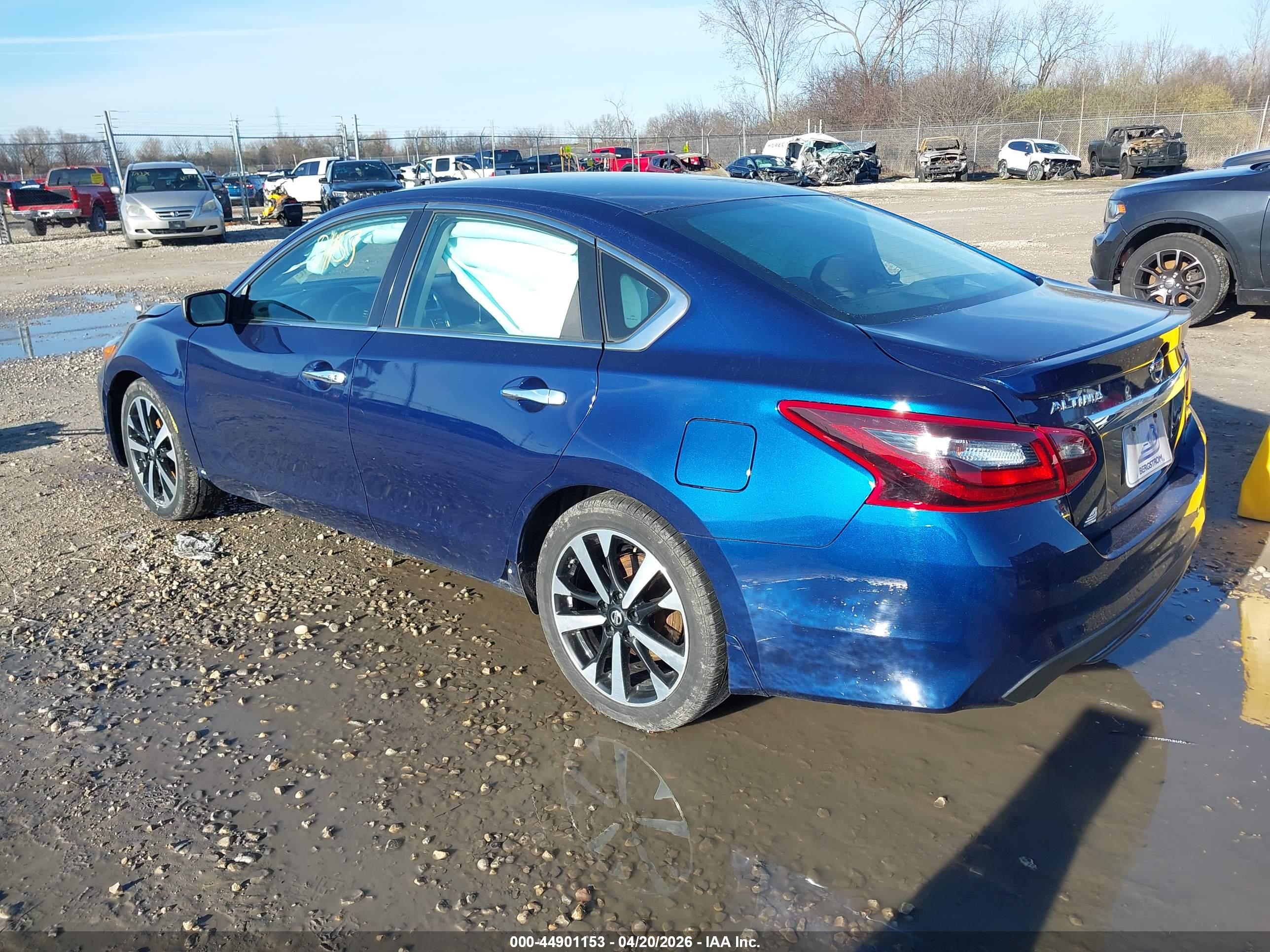 NISSAN ALTIMA image 3