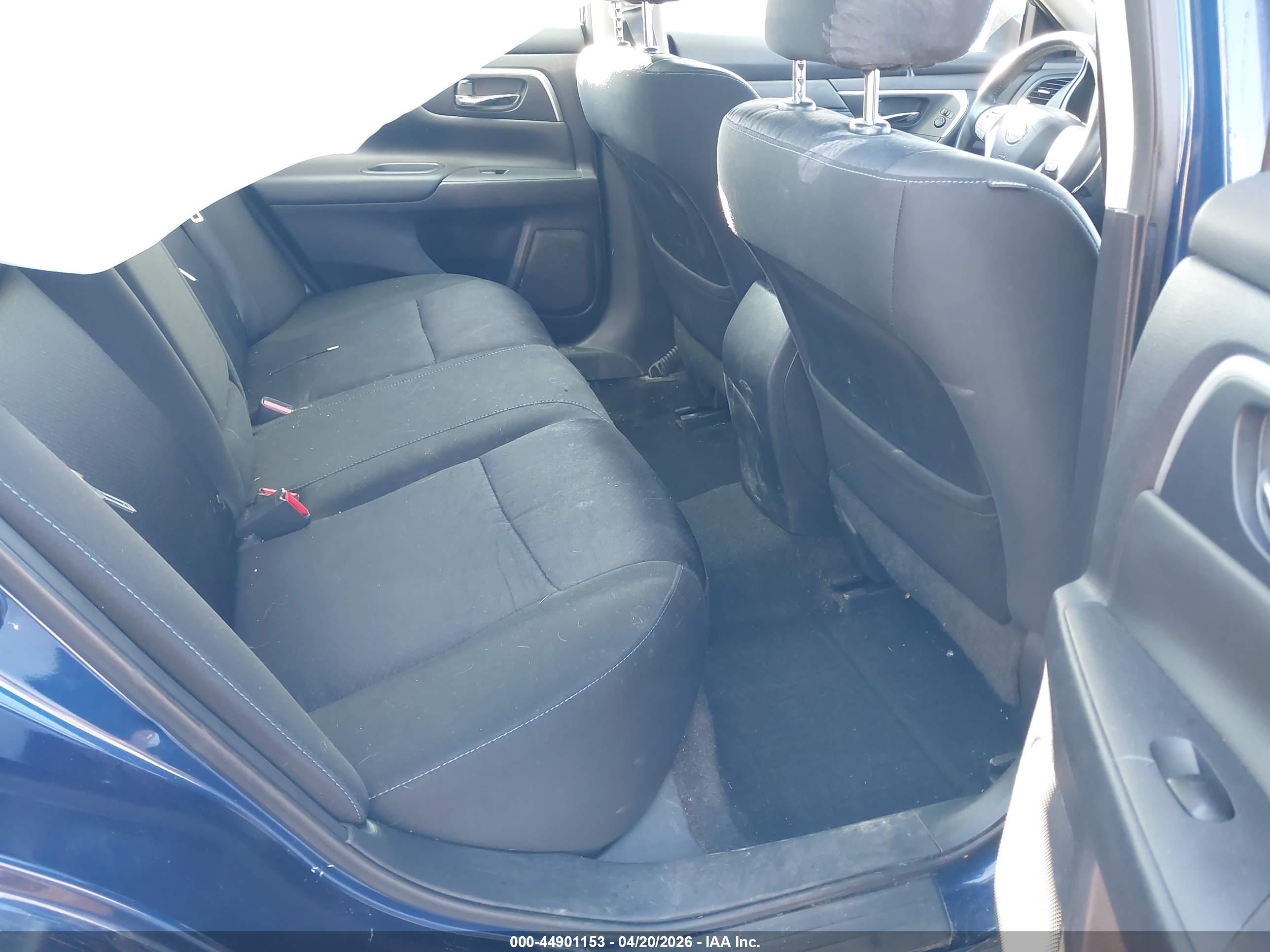 NISSAN ALTIMA image 8
