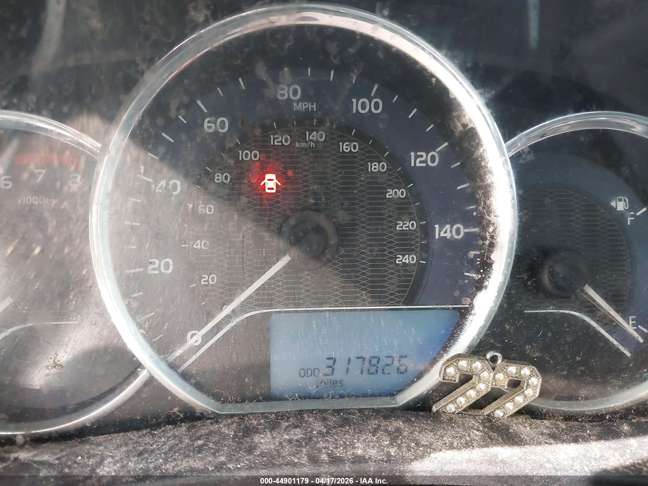 TOYOTA COROLLA image 7
