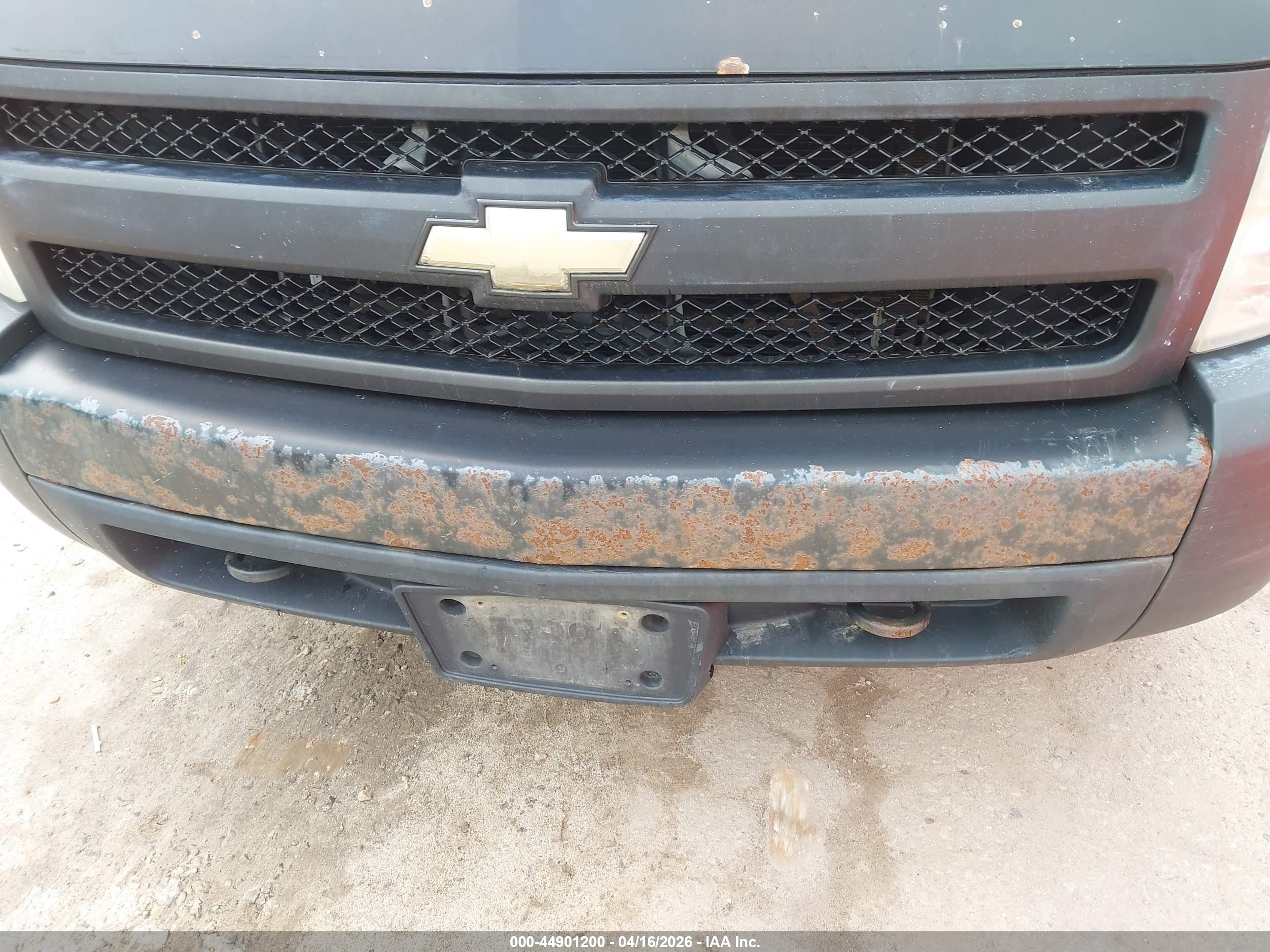 CHEVROLET SILVERADO image 6