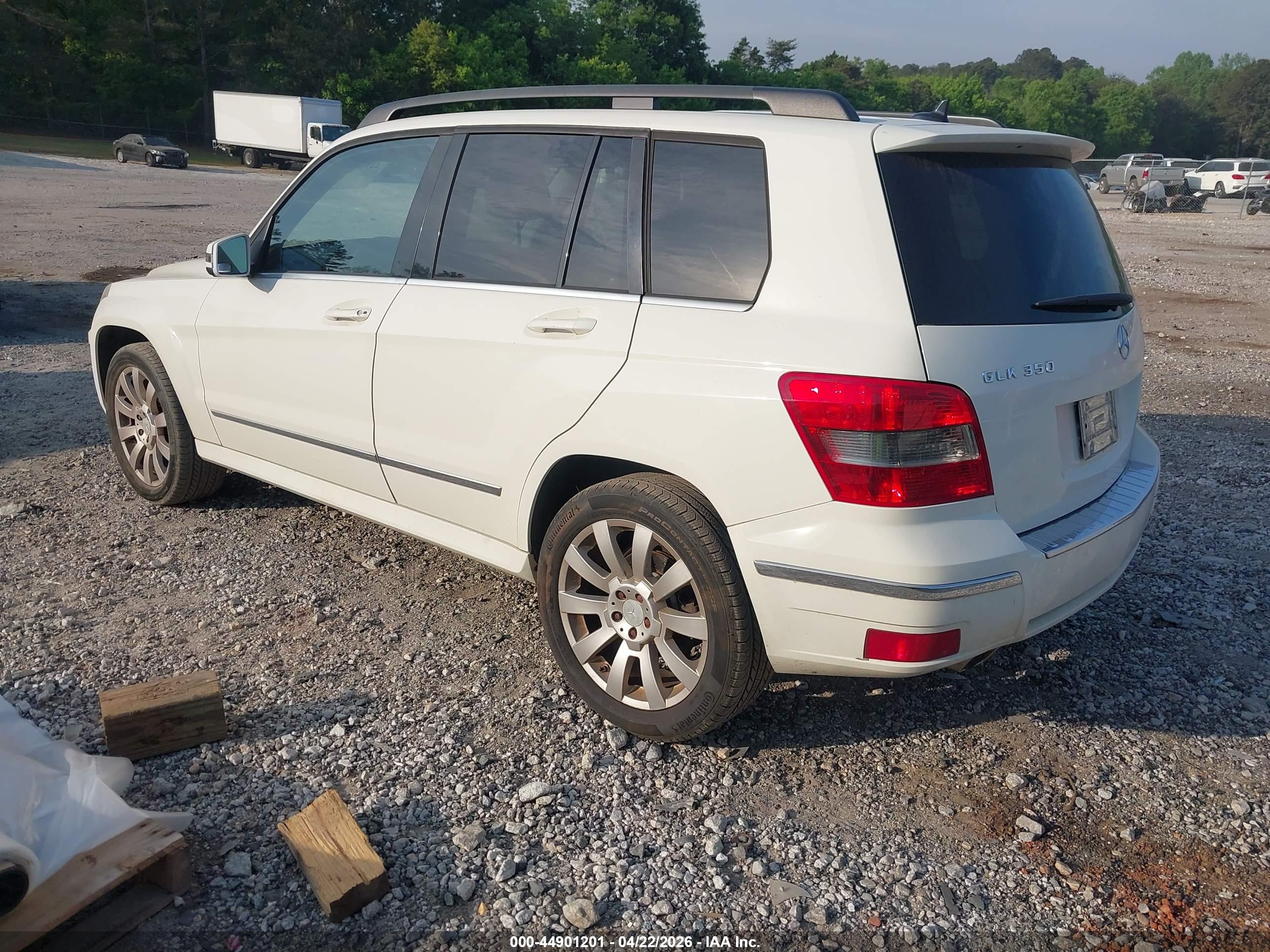 MERCEDES-BENZ GLK image 3