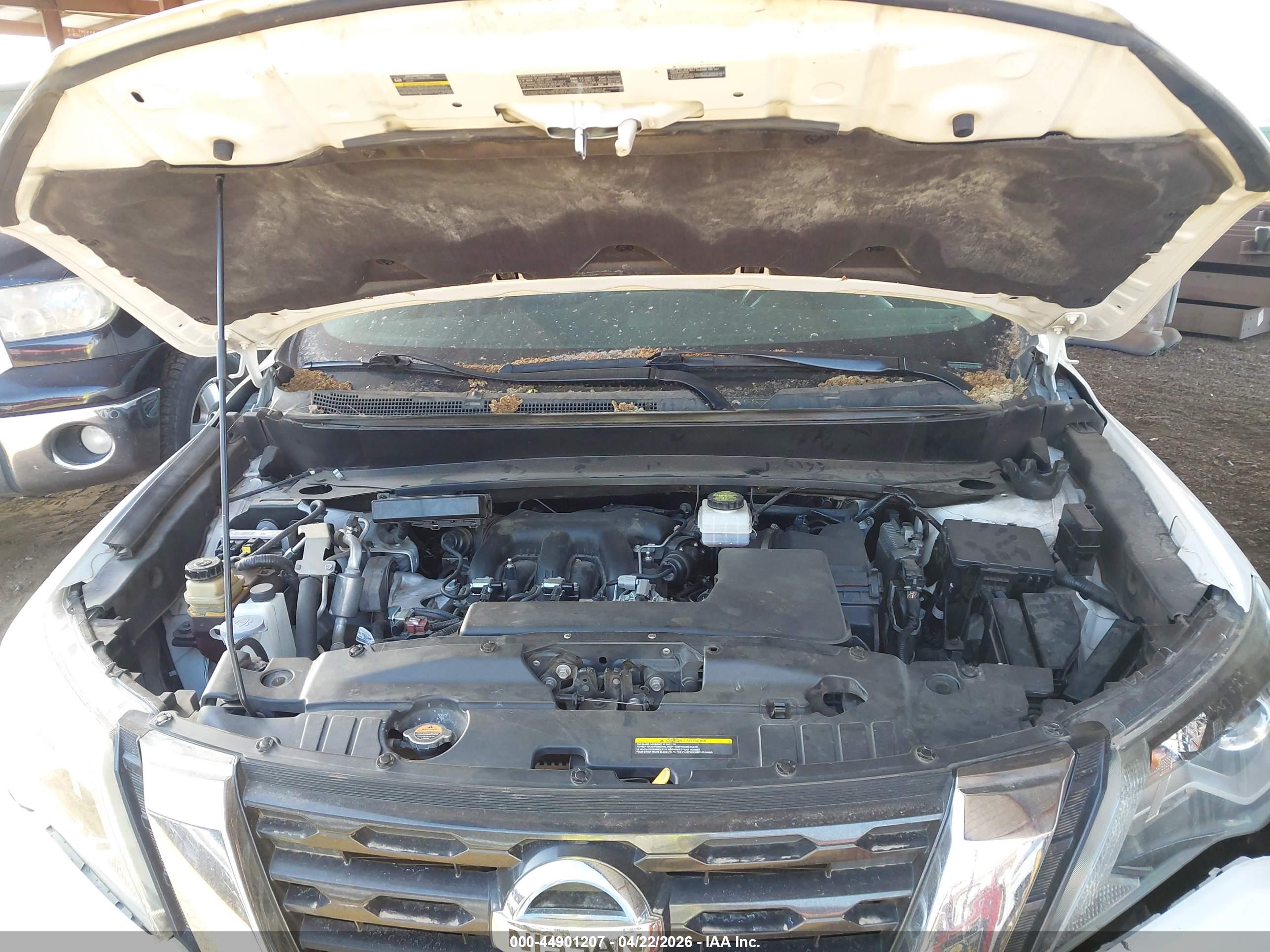 NISSAN PATHFINDER image 10