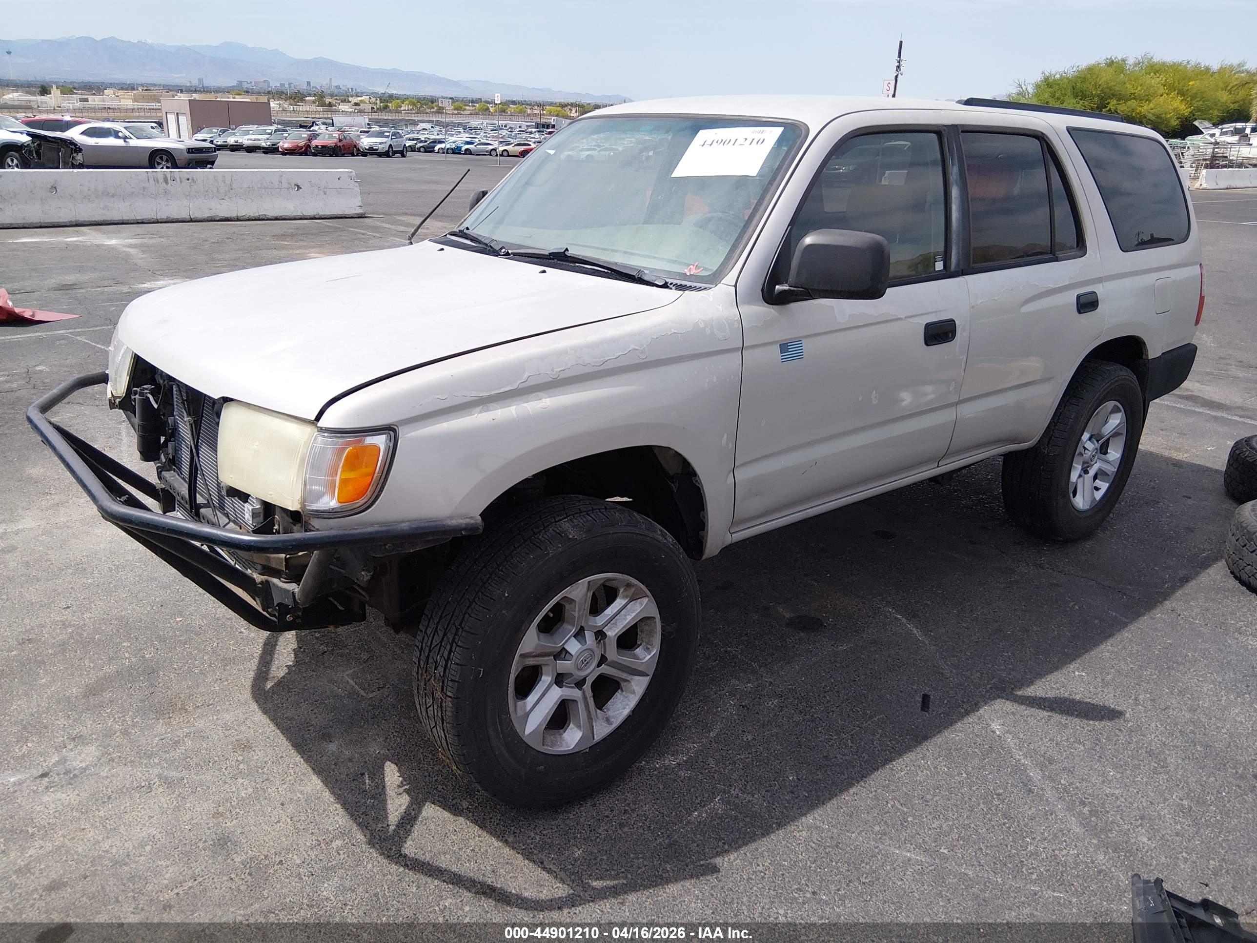 TOYOTA 4RUNNER image 2