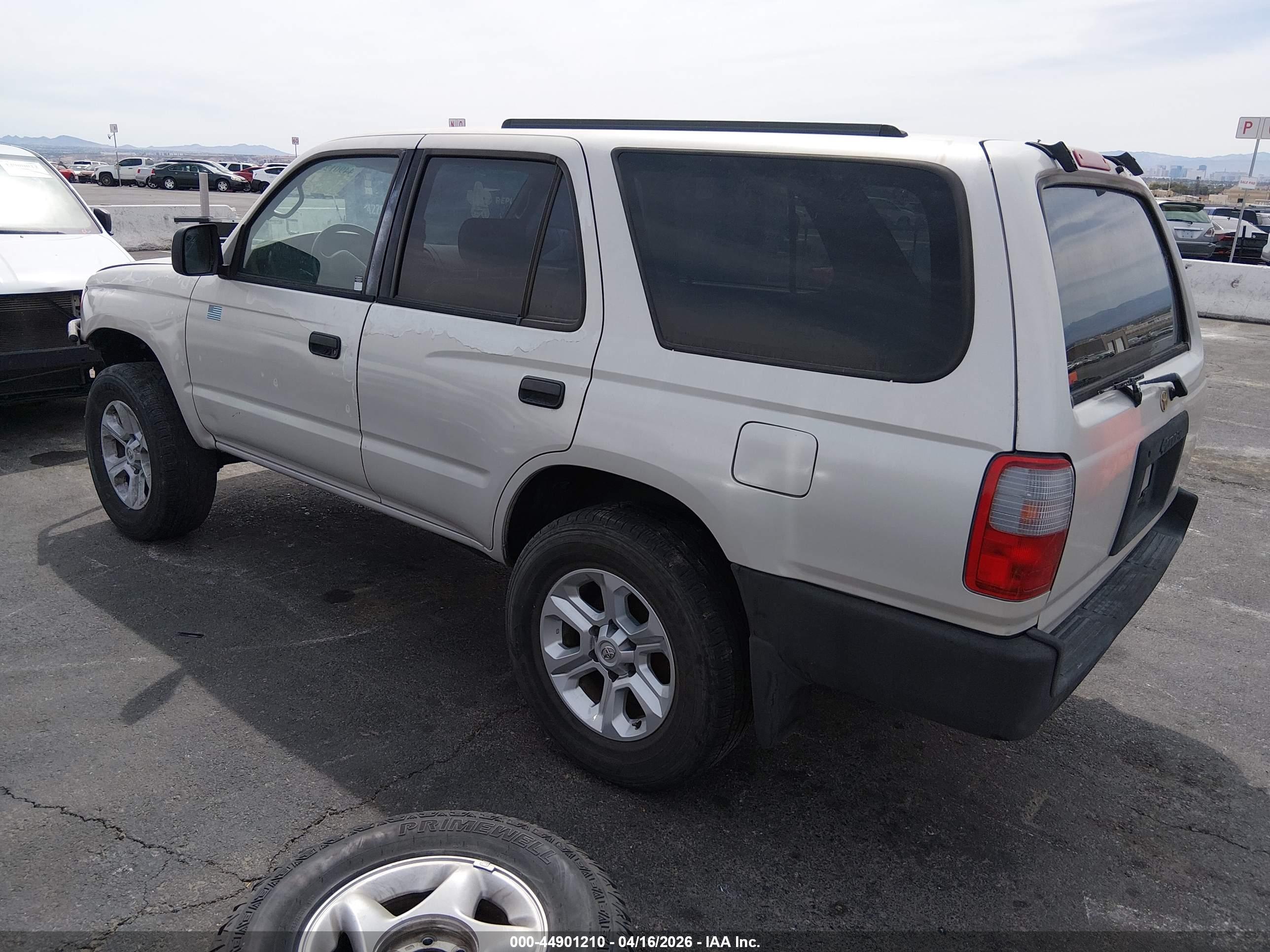 TOYOTA 4RUNNER image 3
